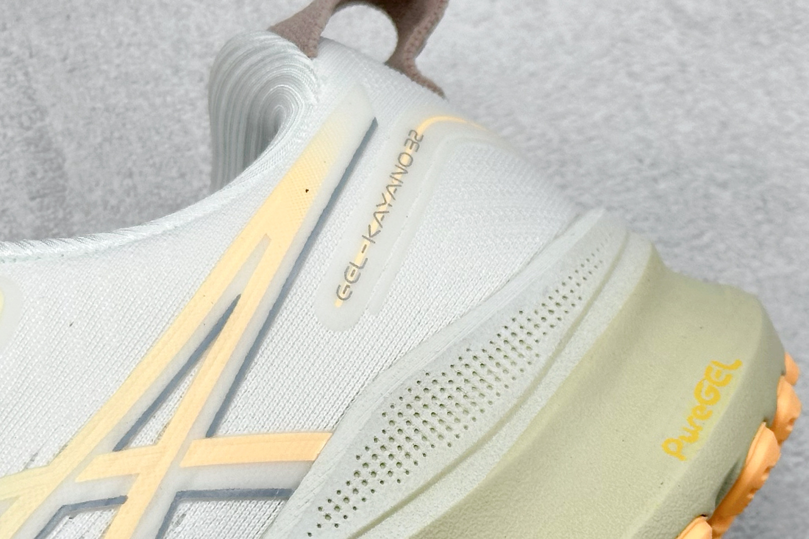 190 Asics Gel-Kayano 32代 运动休闲透气专业跑鞋 1011C052-101