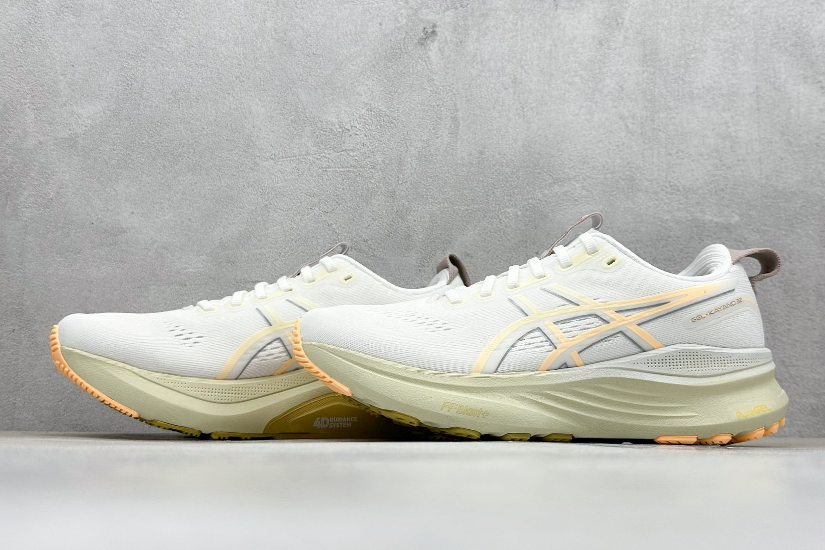190 Asics Gel-Kayano 32代 运动休闲透气专业跑鞋 1011C052-101