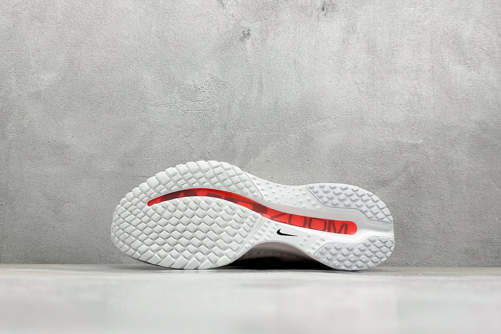 260 CK版NK Pegasus Premium系列 全掌气垫纤维气柱网面跑步鞋 HQ2592-101-Chinese  UA Cheap High Quatity Brand  Clothes Bags handbags Sneakers wholesale wholesaler seller from China Factory suppliers Fashion Clothing  Shoes best Quality Beautiful Price  260 CK版NK Pegasus Premium系列 全掌气垫纤维气柱网面跑步鞋 HQ2592-101