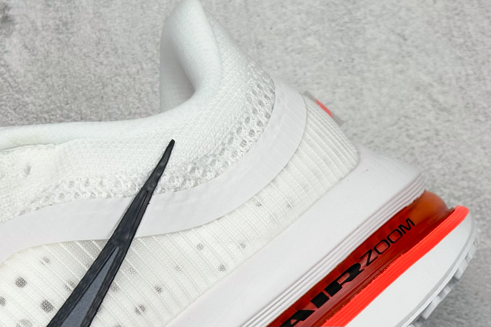 260 CK版NK Pegasus Premium系列 全掌气垫纤维气柱网面跑步鞋 HQ2592-101-Chinese  UA Cheap High Quatity Brand  Clothes Bags handbags Sneakers wholesale wholesaler seller from China Factory suppliers Fashion Clothing  Shoes best Quality Beautiful Price  260 CK版NK Pegasus Premium系列 全掌气垫纤维气柱网面跑步鞋 HQ2592-101