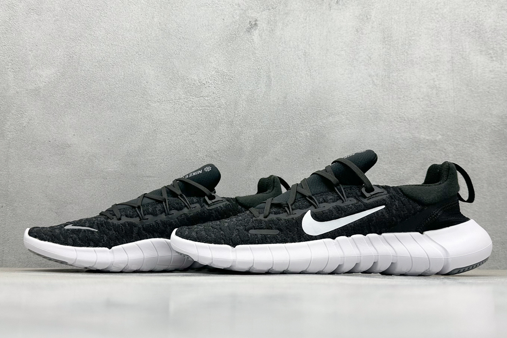 150 CH版Nk Free RN 3.0 耐克赤足超轻量跑鞋 CZ1884-001