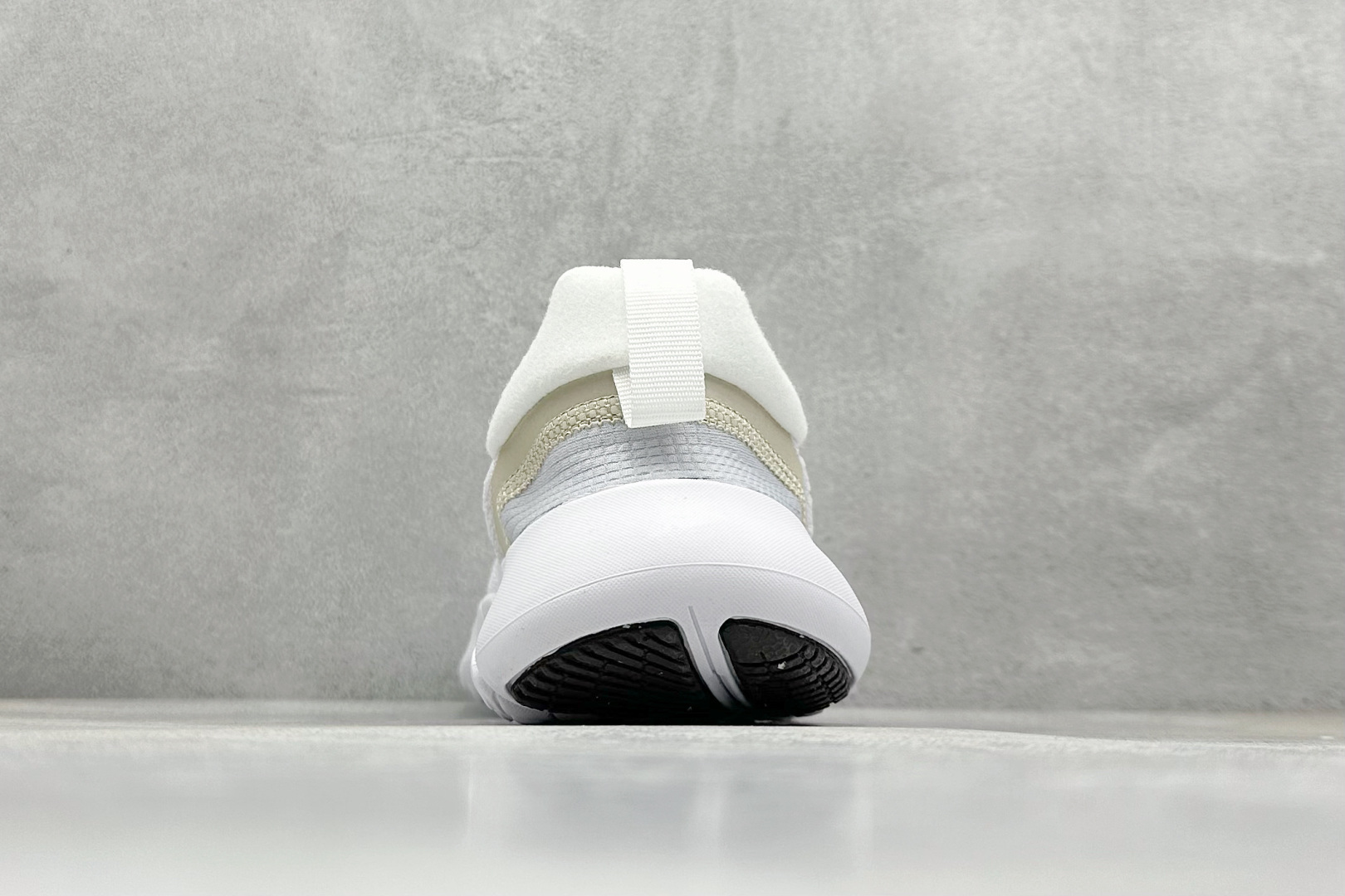 150 CH版Nk Free RN 3.0 耐克赤足超轻量跑鞋 CZ1884-101