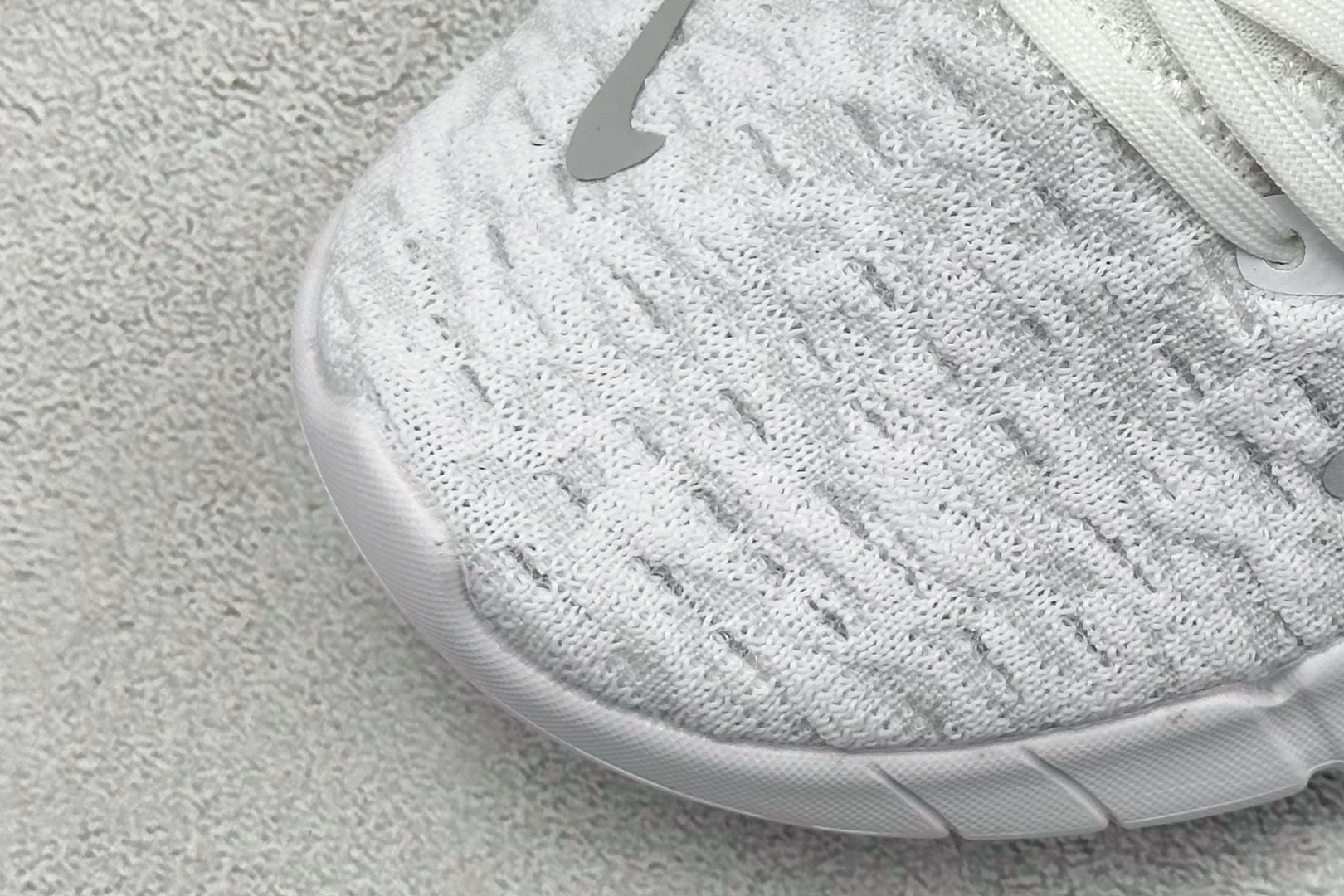 150 CH版Nk Free RN 3.0 耐克赤足超轻量跑鞋 CZ1884-101