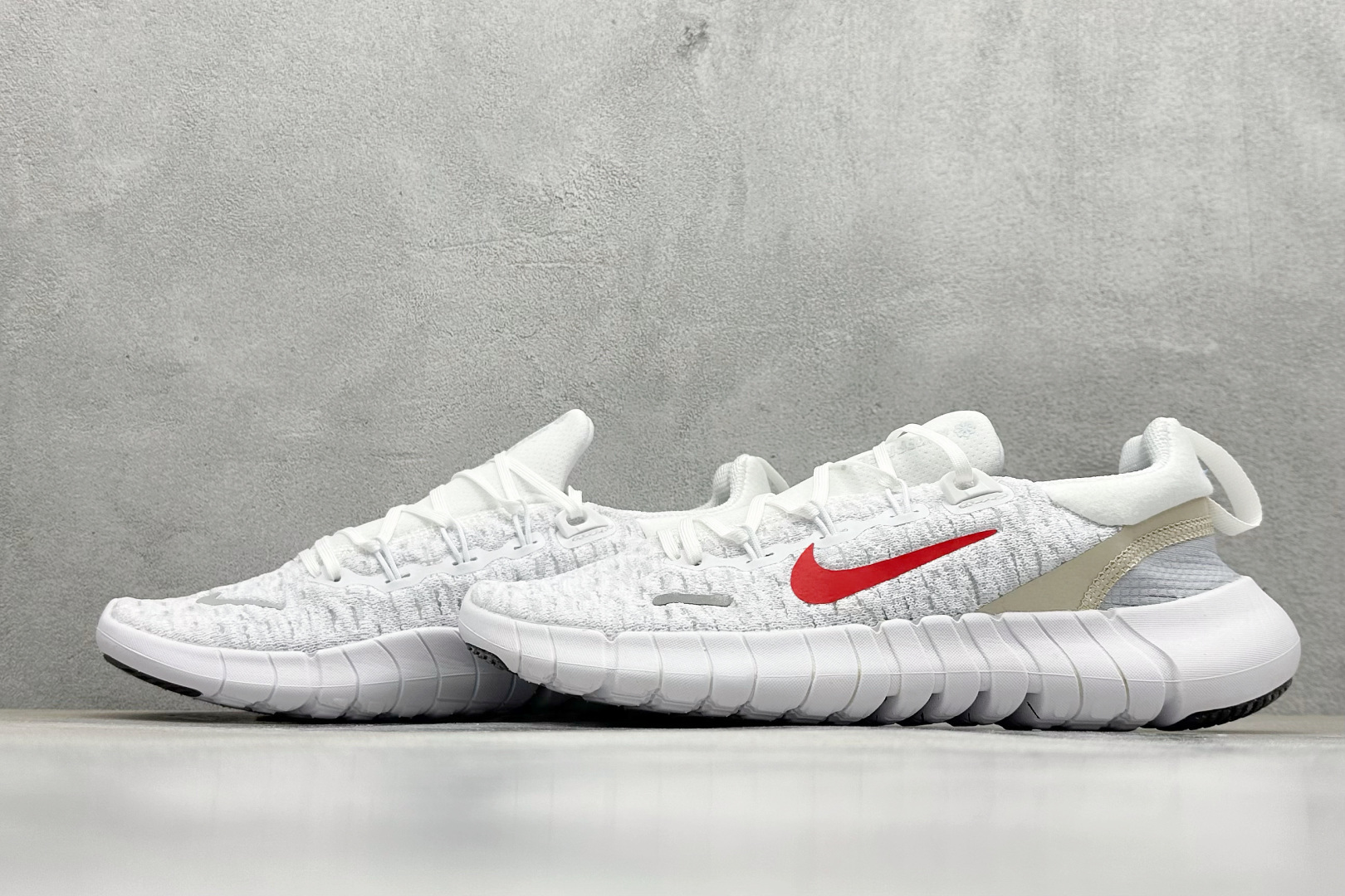 150 CH版Nk Free RN 3.0 耐克赤足超轻量跑鞋 CZ1884-101