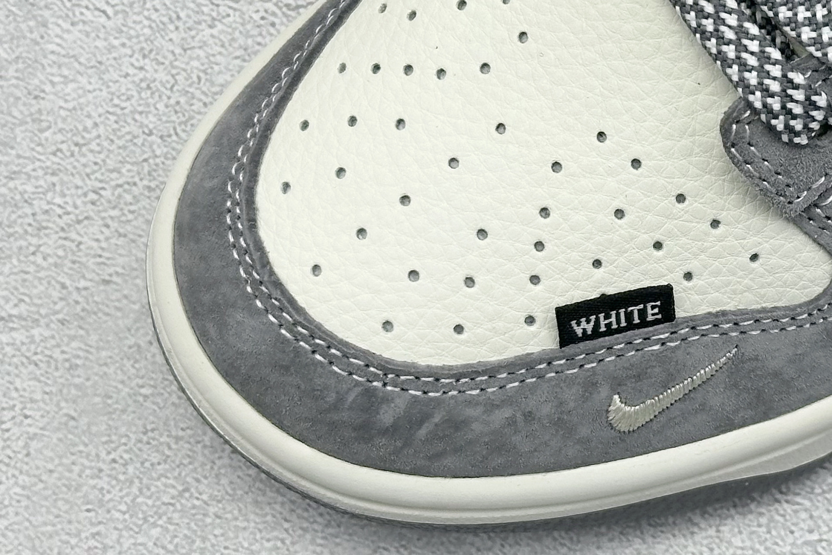 240 XC版Nk SB Dunk Low OFF-WHITE联名 拼色灰勾 周年高端定制 低帮休闲板鞋 DJ2024-133