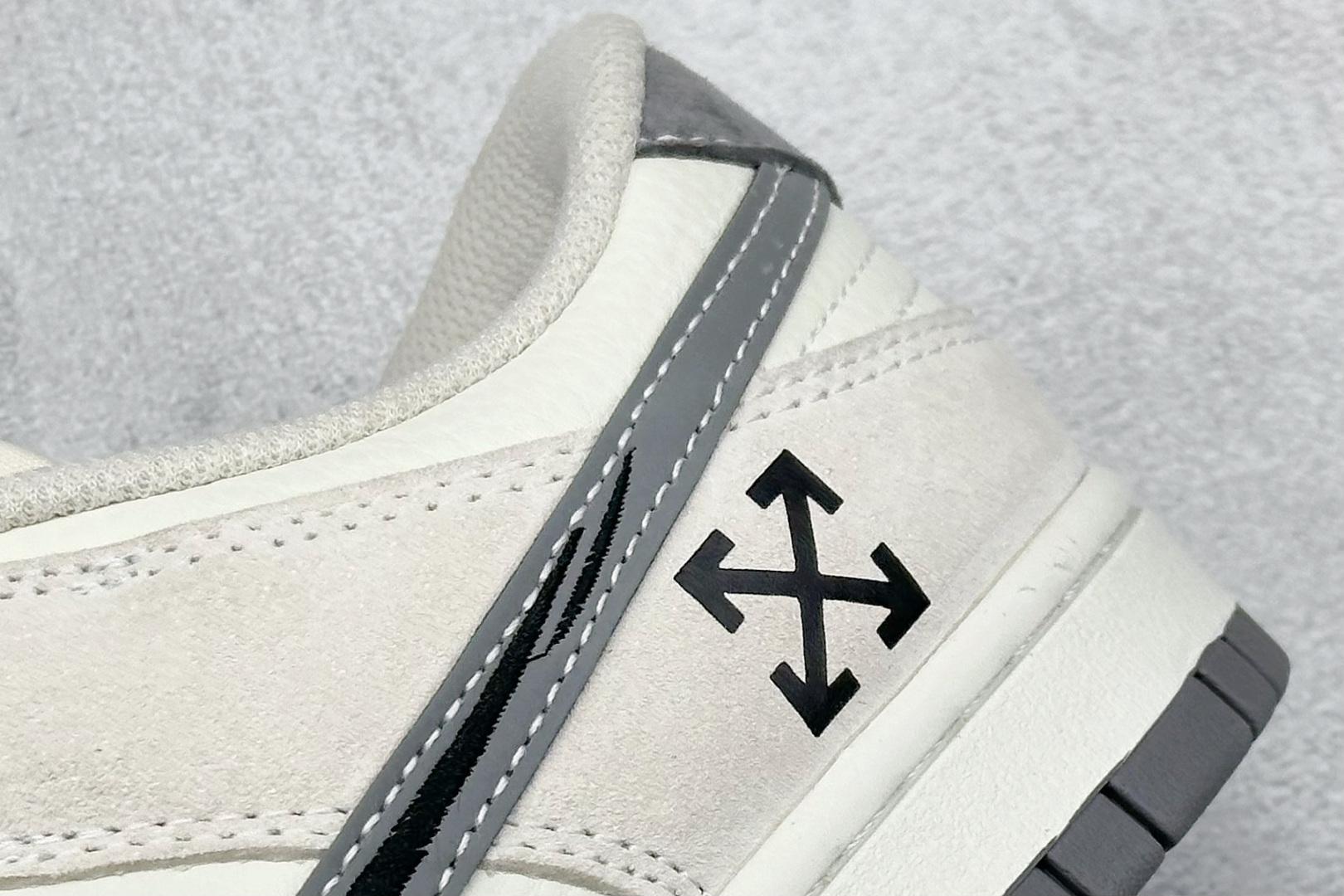 240 XC版Nk SB Dunk Low OFF-WHITE联名 拼色灰勾 周年高端定制 低帮休闲板鞋 DJ2024-133