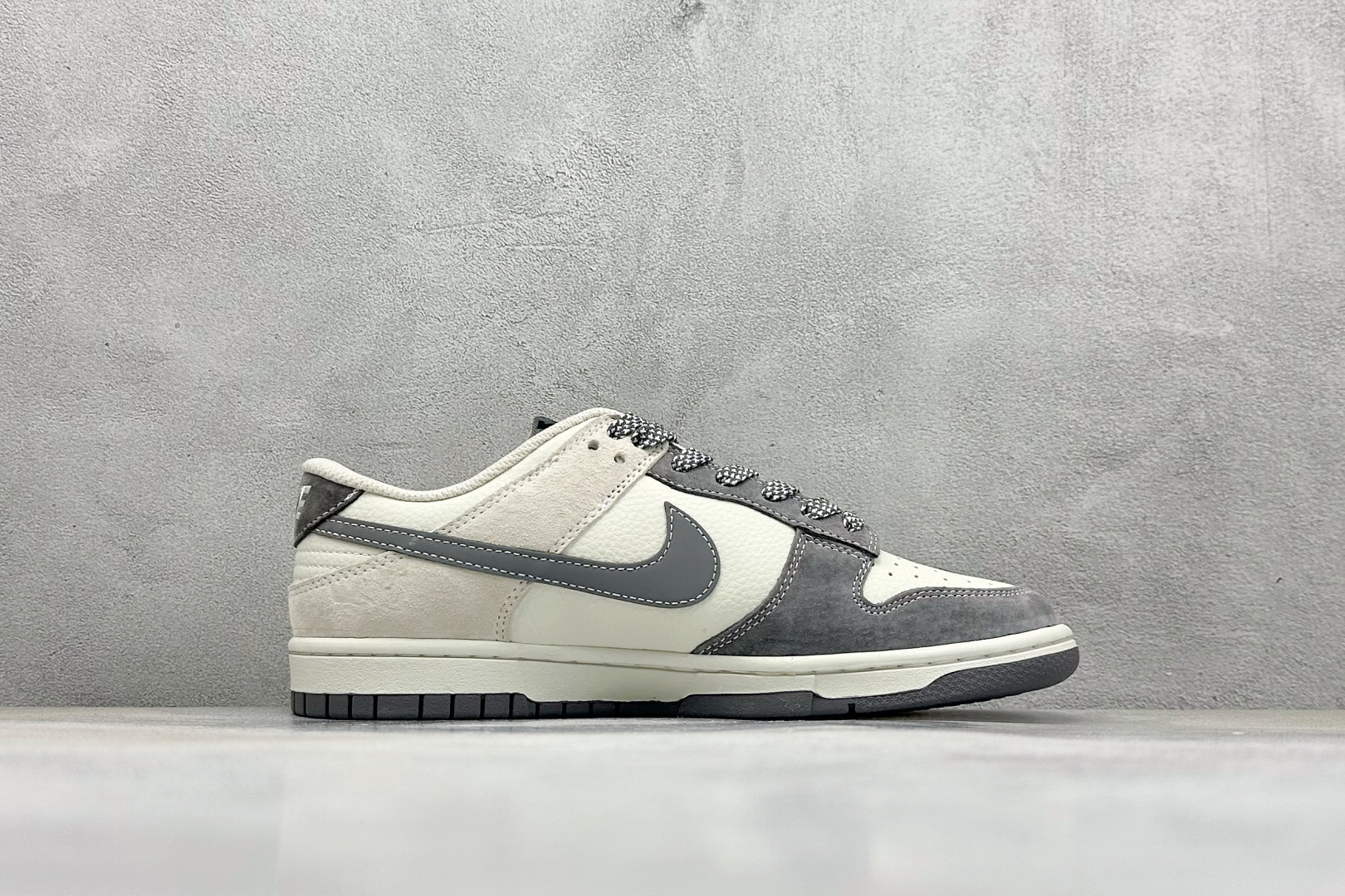 240 XC版Nk SB Dunk Low OFF-WHITE联名 拼色灰勾 周年高端定制 低帮休闲板鞋 DJ2024-133