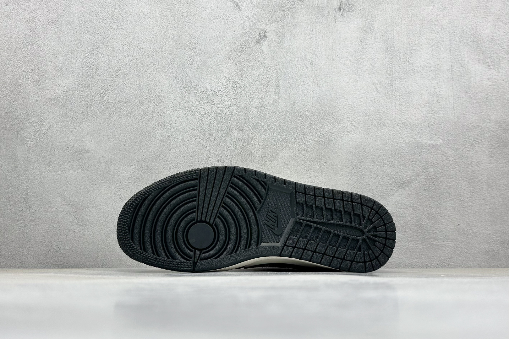 280 XC版Travis Scott x Fragment Design x Air Jordan 1 Low OG SP AJ1 乔1 小米联名 黑YU7 低帮文化休闲板鞋 XX3168-189