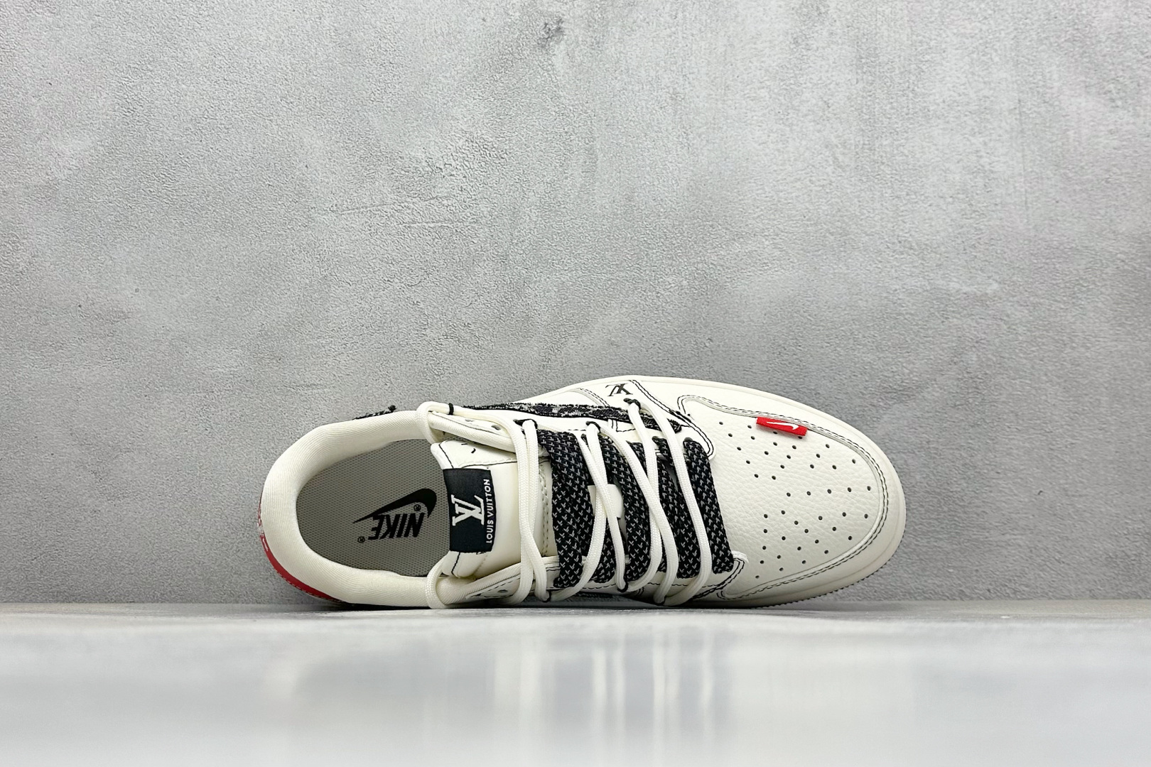 300 XC版Travis Scott x Fragment Design x Air Jordan 1 Low OG SP AJ1 乔1 LV联名 红尾抽绳 低帮文化休闲板鞋 DM6868-108