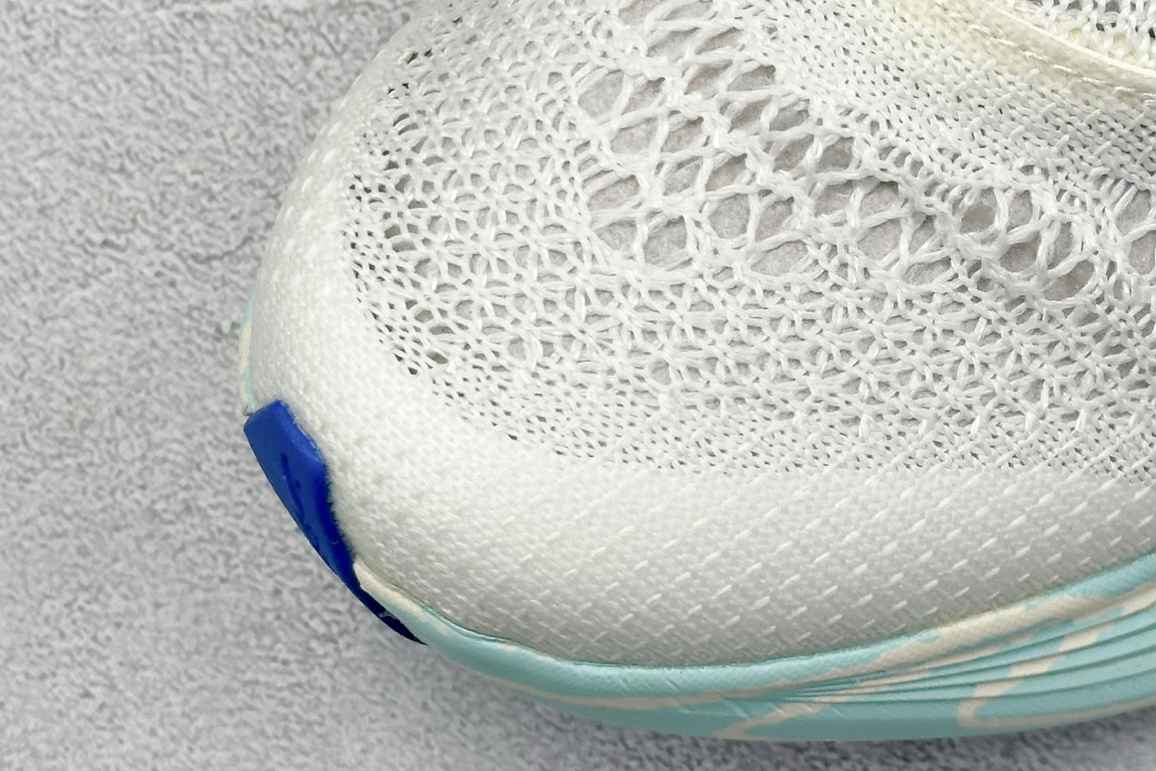 200 Brooks布鲁克斯 Hyperion Elite 4 舒适百搭防滑耐磨 低帮 越野竞速跑步鞋 100053 1D 134