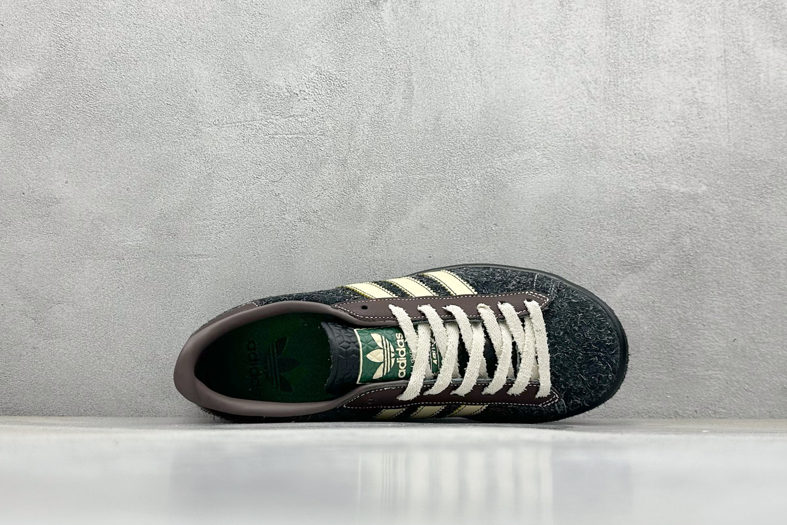 160 adidas originals Samba OG 桑巴果冻系列复古经典轻便板鞋 JR7942