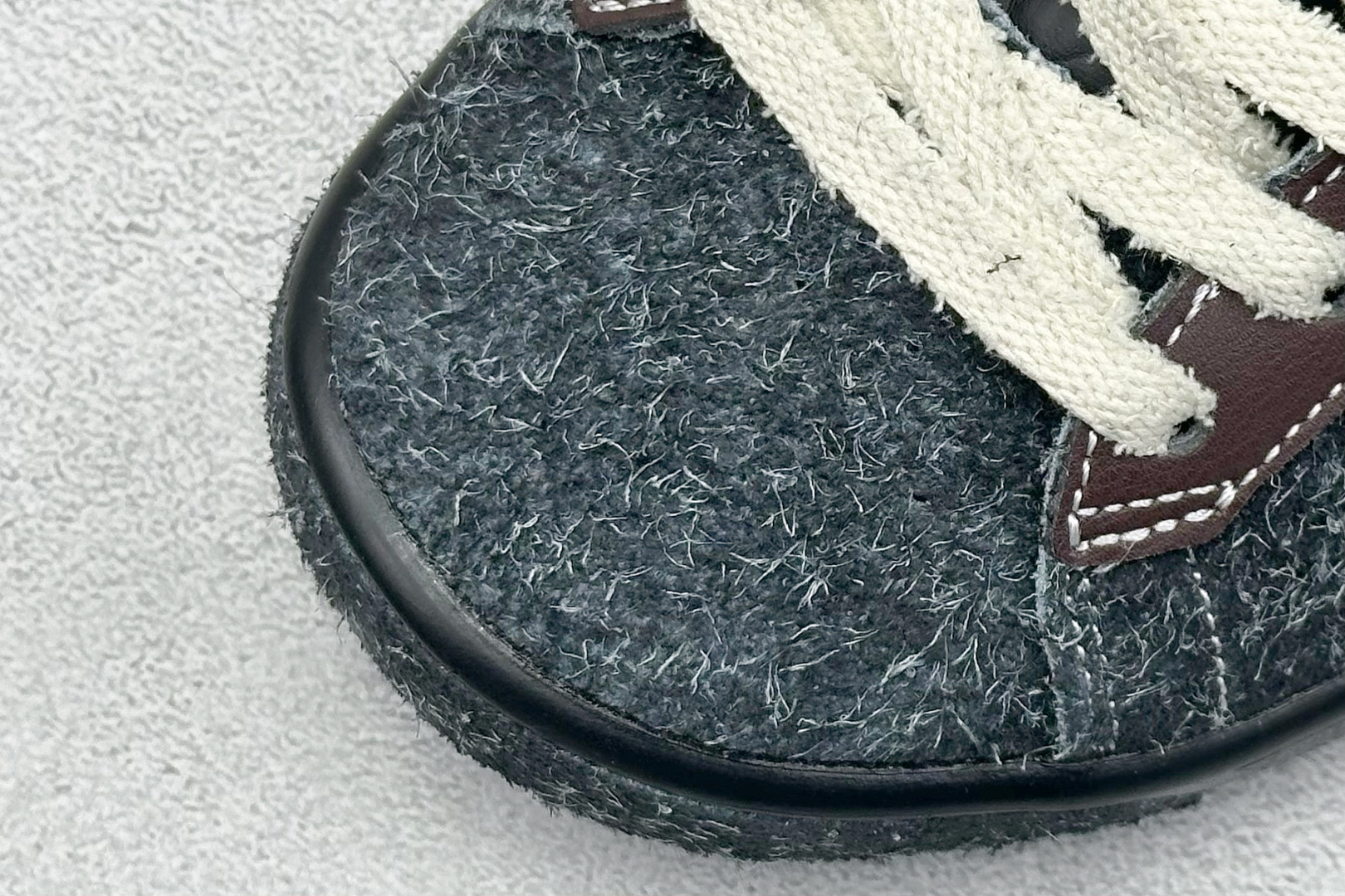 160 adidas originals Samba OG 桑巴果冻系列复古经典轻便板鞋 JR7942