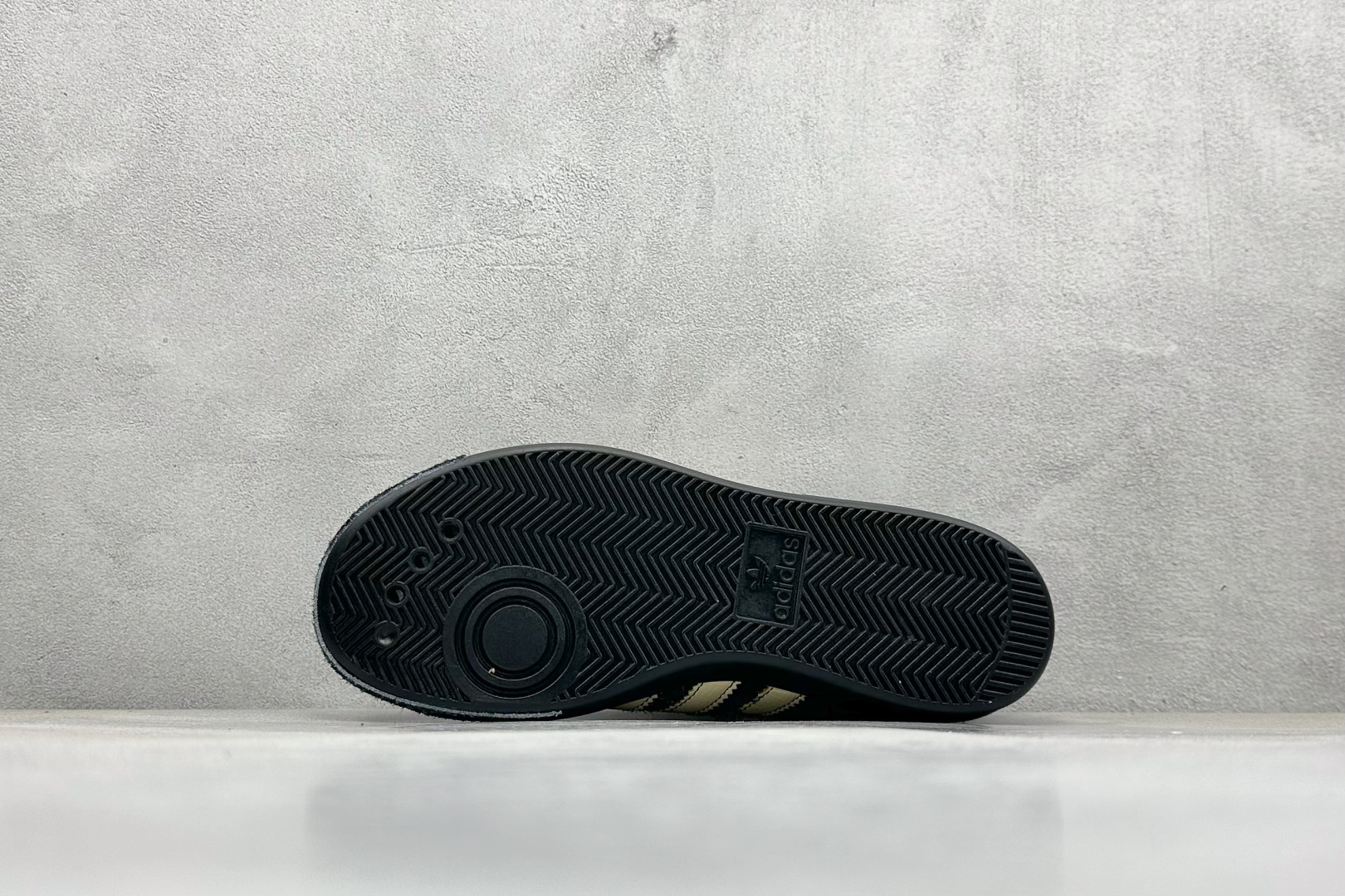 160 adidas originals Samba OG 桑巴果冻系列复古经典轻便板鞋 JR7942