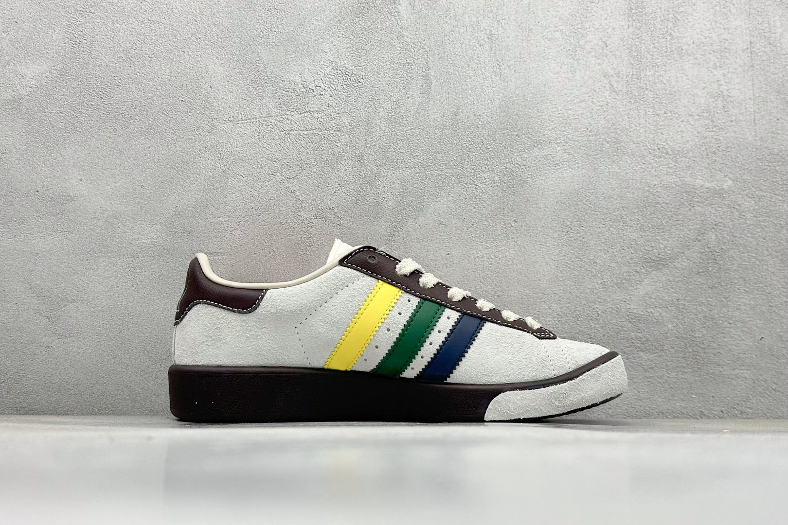 160 adidas originals Samba OG 桑巴果冻系列复古经典轻便板鞋 JR7943