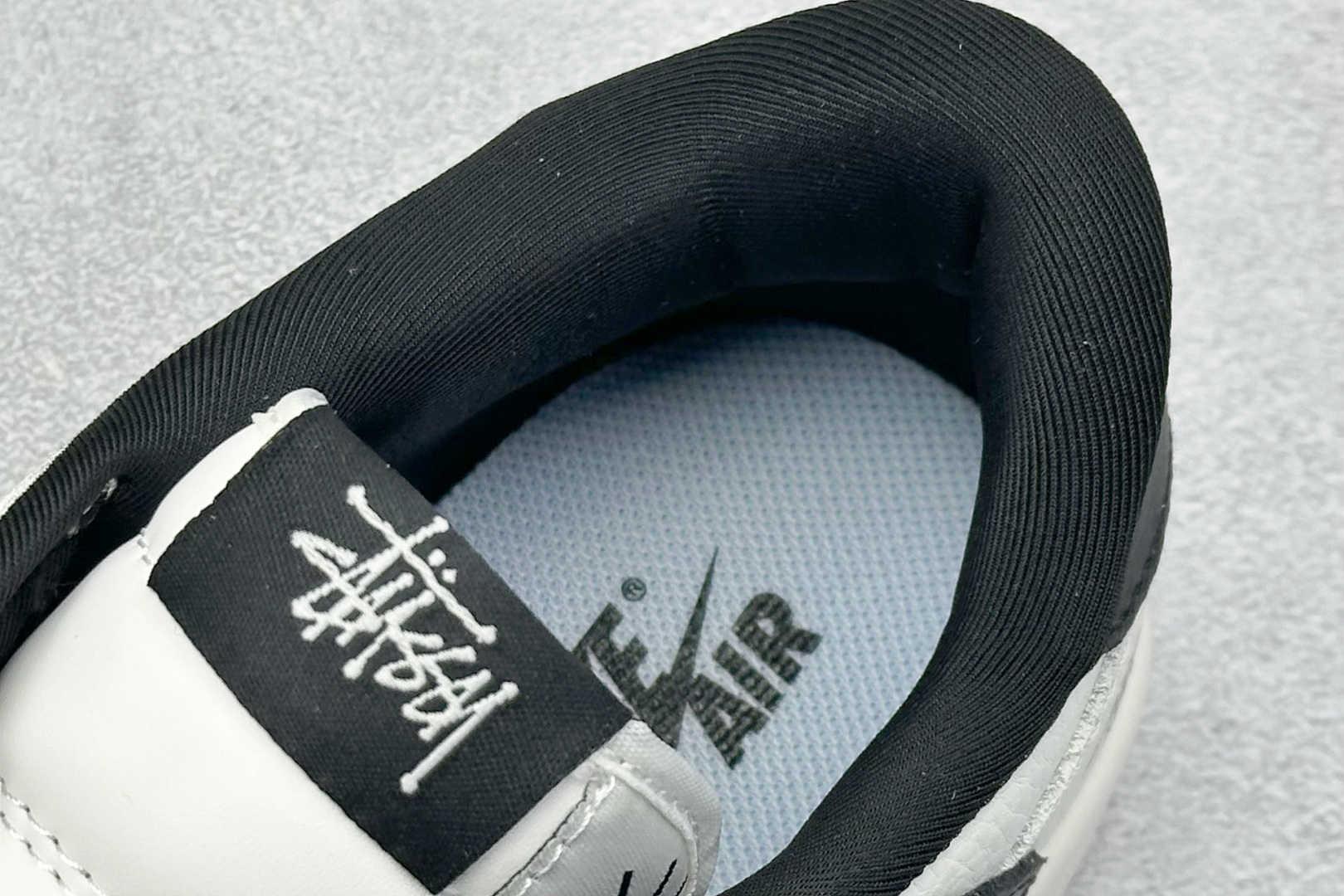 220 Travis Scott x Nike Air Jordan 1 Low x Stussy Air Jordan 1 Low 反转白黑小勾满天星倒钩 JW1188-135