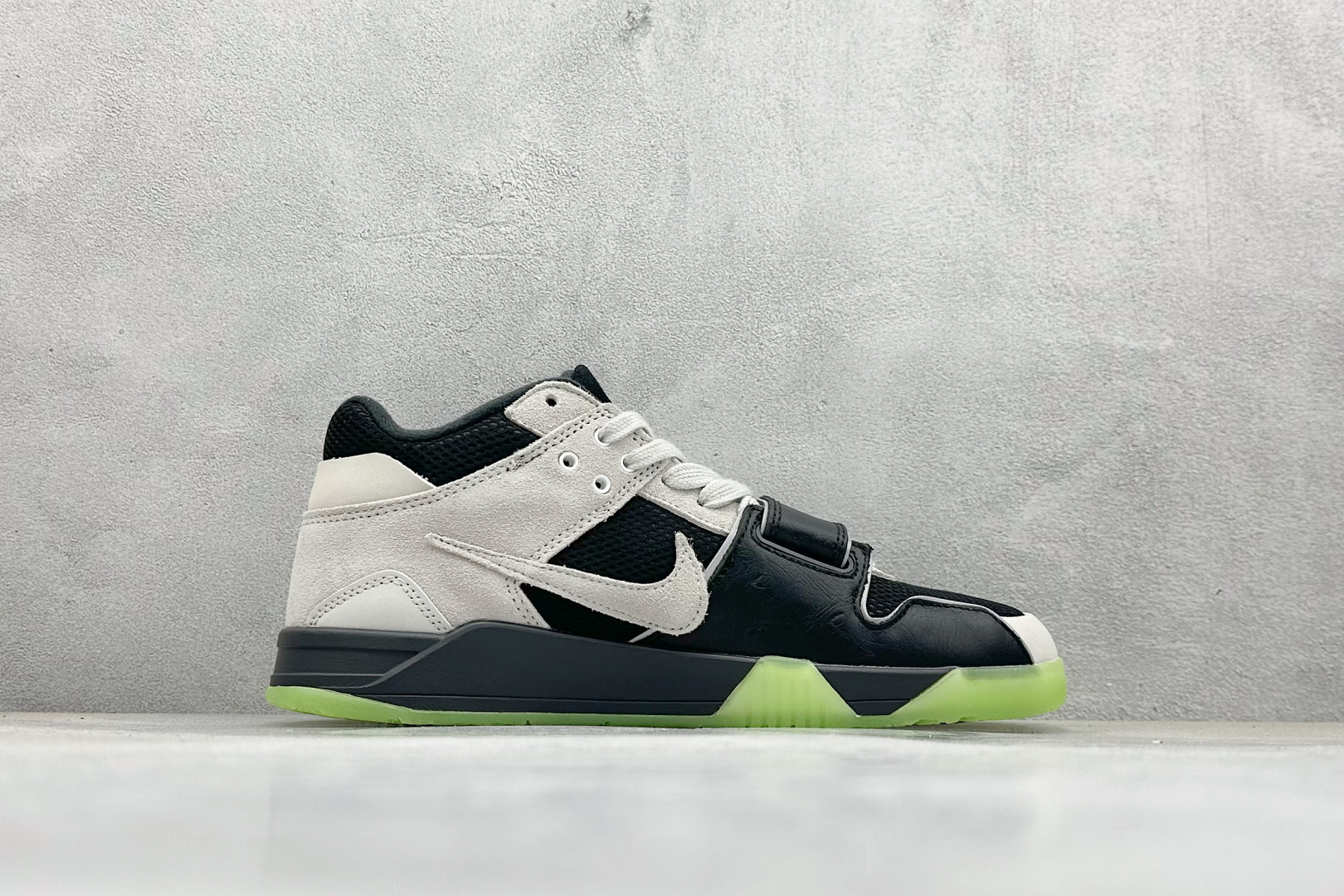 260 F版 Travis Scott x Jordan Cut The Check AJ1 乔1倒勾魔术贴 时尚篮球鞋 IH7971-001