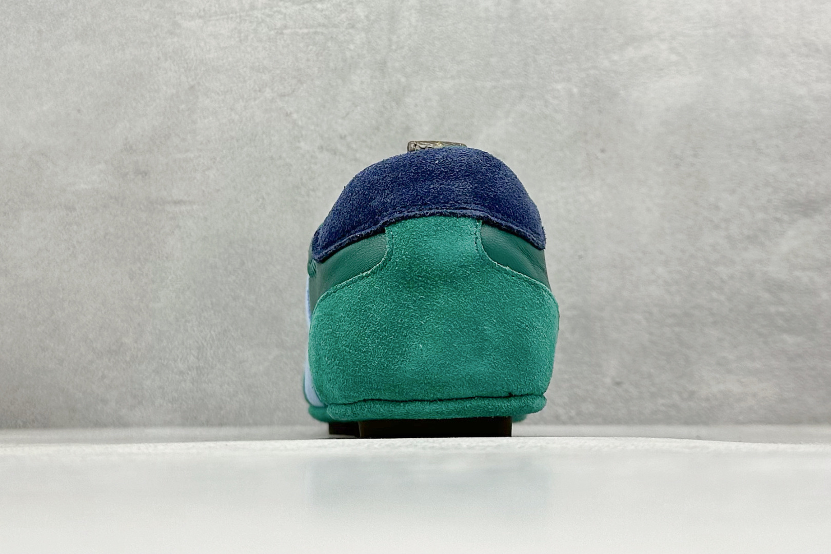 图片[6]-LOUIS VUITTON Sneakerina LV德训鞋 羊皮革 圆头系带 芭蕾风低帮生活休闲鞋 尺码：35 36 37 38 39 40-选品中心