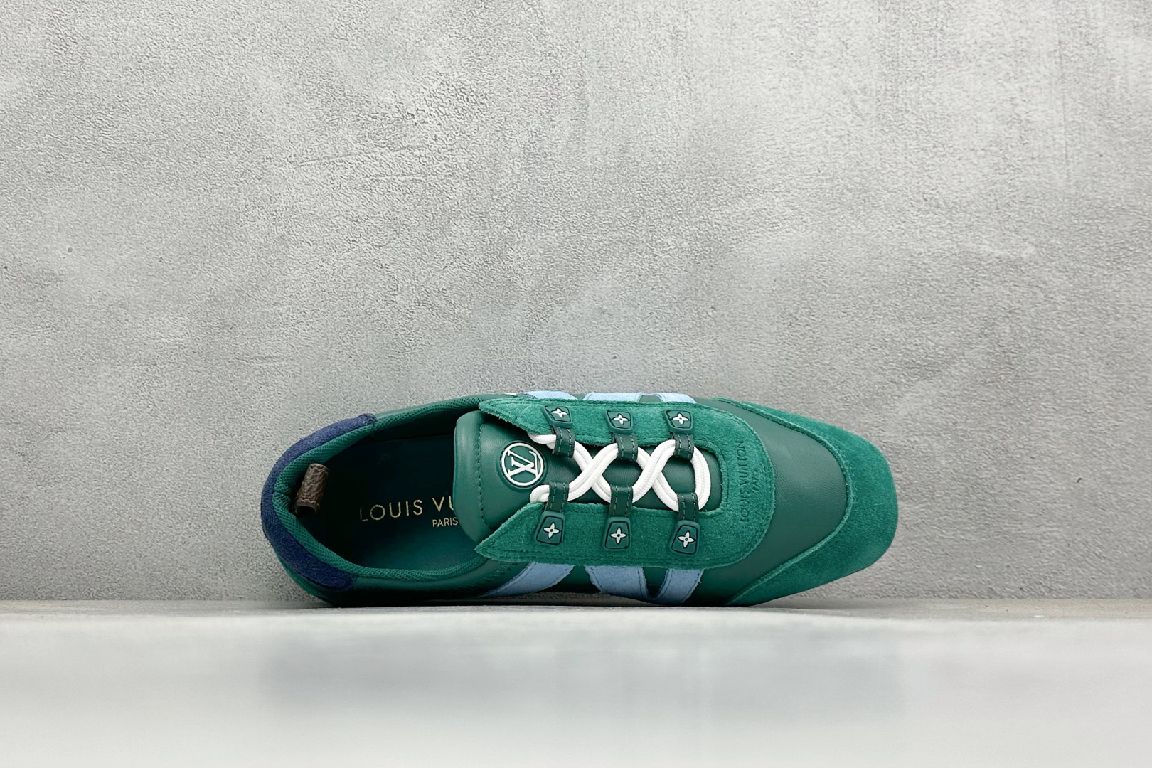 图片[3]-LOUIS VUITTON Sneakerina LV德训鞋 羊皮革 圆头系带 芭蕾风低帮生活休闲鞋 尺码：35 36 37 38 39 40-选品中心