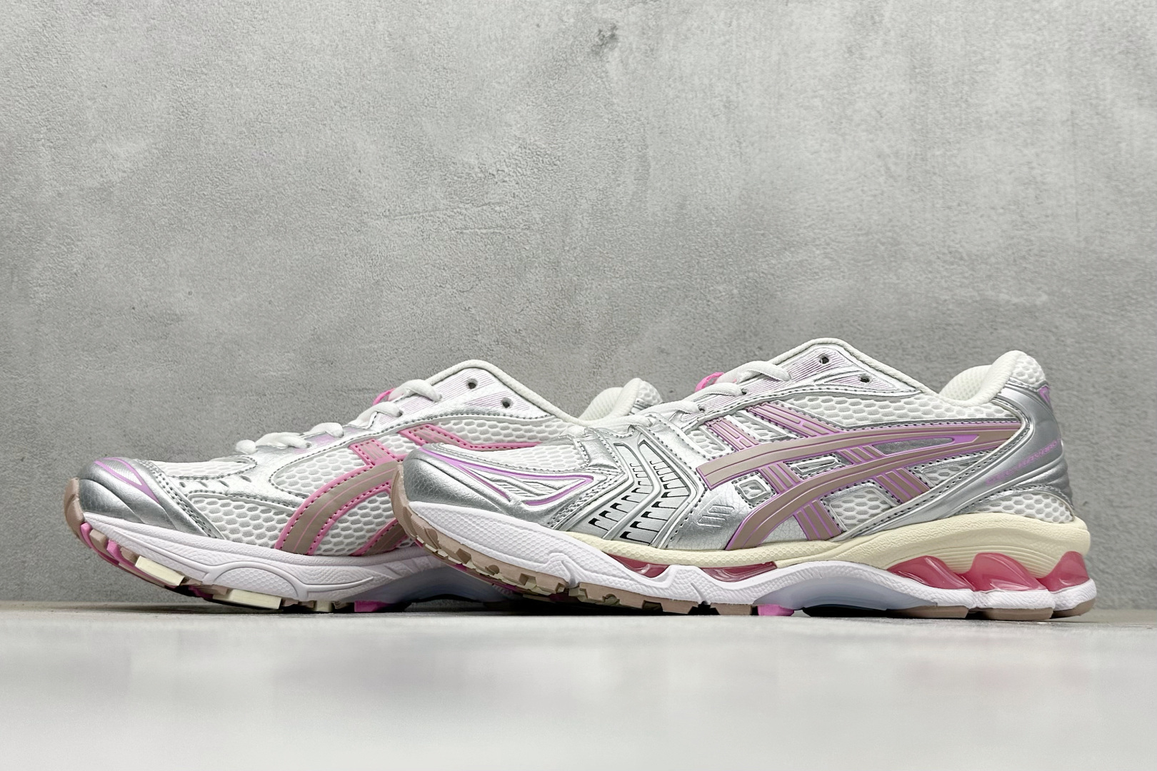 200 Asics Gel-Kayano 14代 奶油粉 纳米纤维气垫百搭休闲运动慢跑鞋 1203A667-100