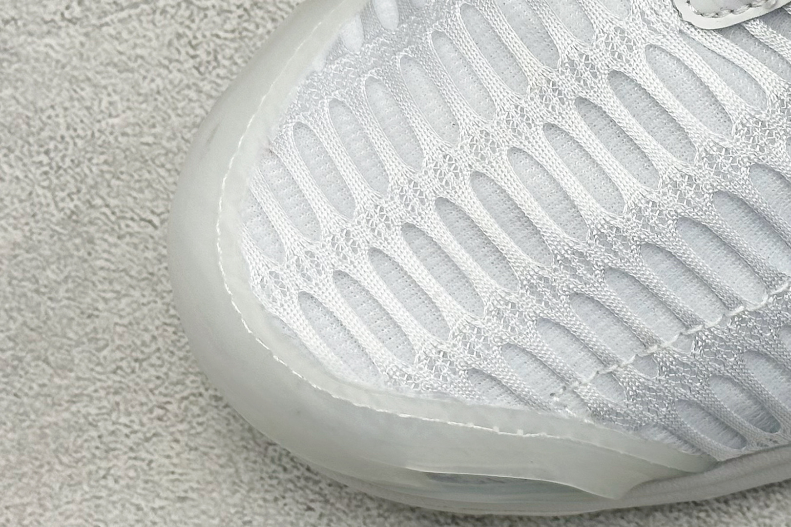 180 AD CLIMACOOL 初代清风系列透气跑步鞋 经典的鞋舌 S75927