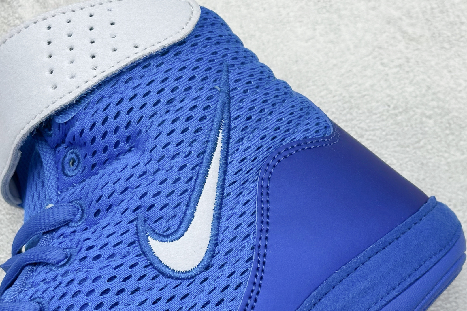 240 Nike Inflict SE OLY 网布 减震防滑 高帮 训练鞋 男女同款 325256-401-Chinese  UA Cheap High Quatity Brand  Clothes Bags handbags Sneakers wholesale wholesaler seller from China Factory suppliers Fashion Clothing  Shoes best Quality Beautiful Price  240 Nike Inflict SE OLY 网布 减震防滑 高帮 训练鞋 男女同款 325256-401