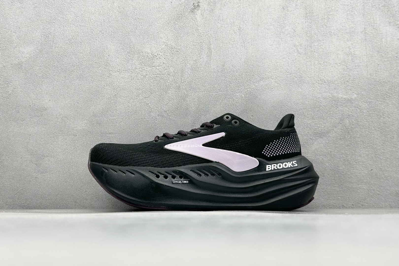 Z版 Brooks Glycerin Max 布鲁克斯 超级甘油缓震马拉松慢跑鞋  #广东超临界大底 原楦原纸板 客供原厂材料开发 极致一眼正品既视感 细节如图所示  货号：120436 1B 067 尺码：36-46-选品中心