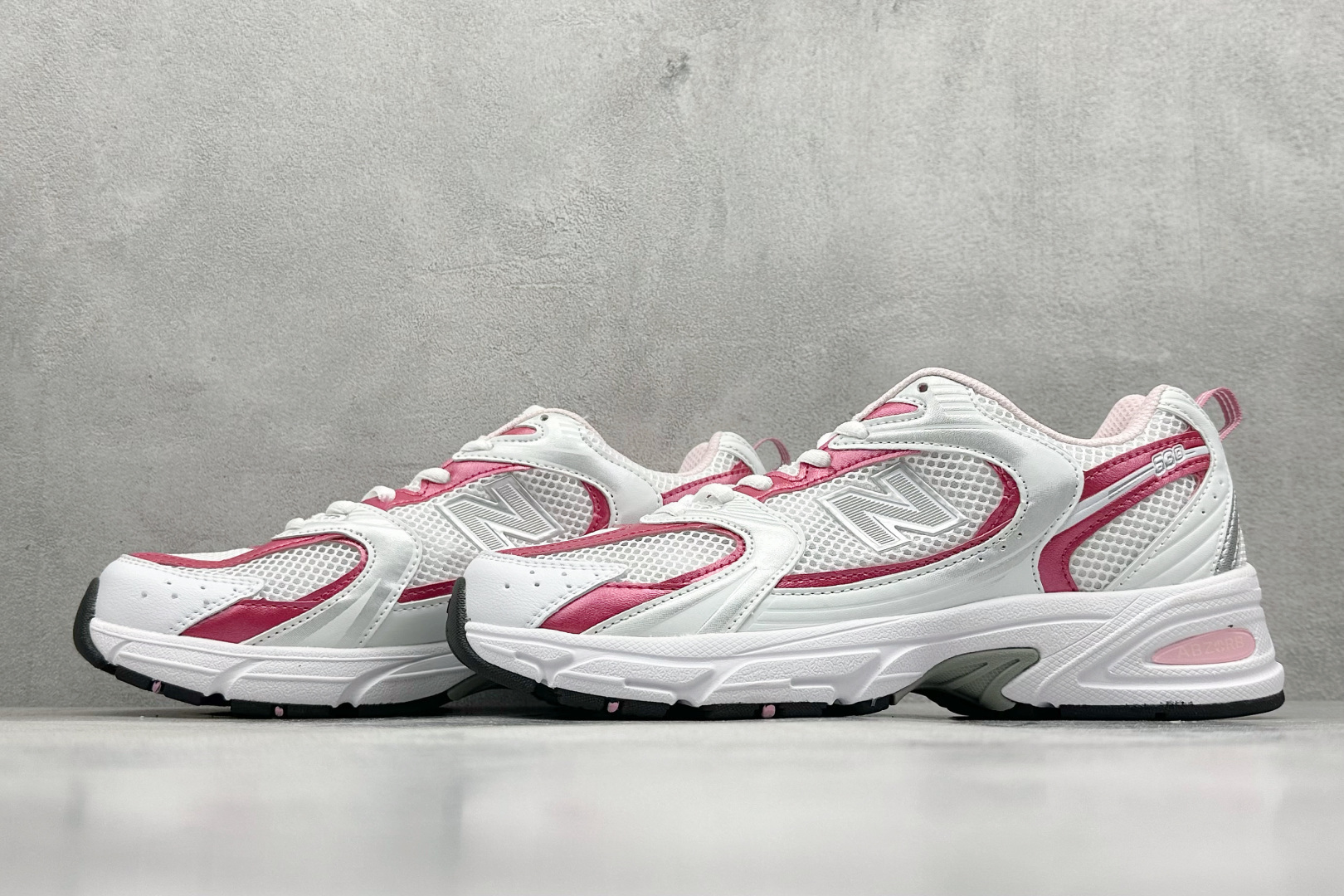 图片[5]-R1长青福利  新百伦New Balance MR530系列 复古老爹风网布跑步休闲运动鞋 采用硬质牛剖革组合透气网眼布鞋面材质 独立3层组合大底私模 正确独立中底嵌入ABZORB缓震材质 货好：MR530PK-选品中心