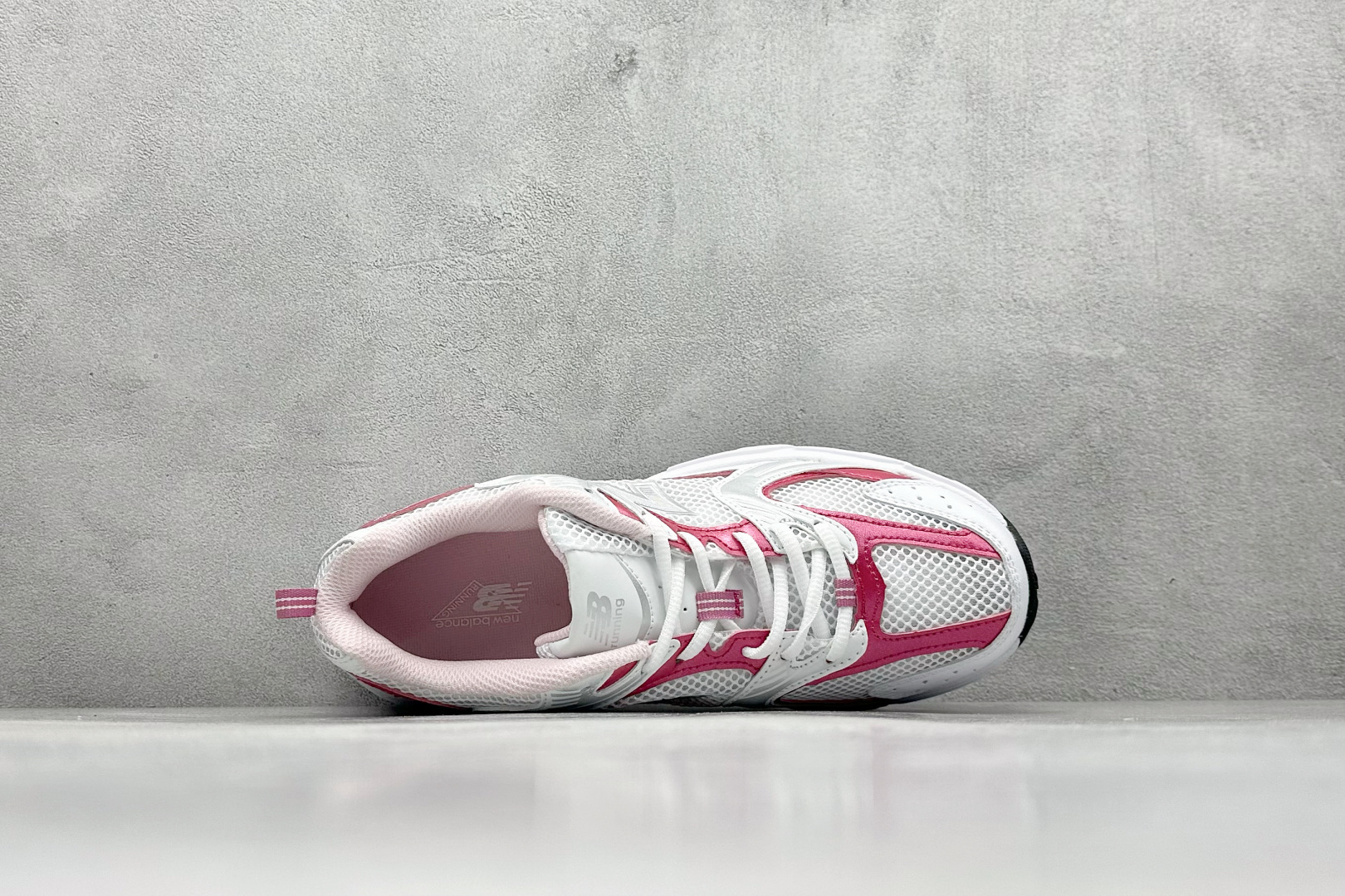 图片[3]-R1长青福利  新百伦New Balance MR530系列 复古老爹风网布跑步休闲运动鞋 采用硬质牛剖革组合透气网眼布鞋面材质 独立3层组合大底私模 正确独立中底嵌入ABZORB缓震材质 货好：MR530PK-选品中心