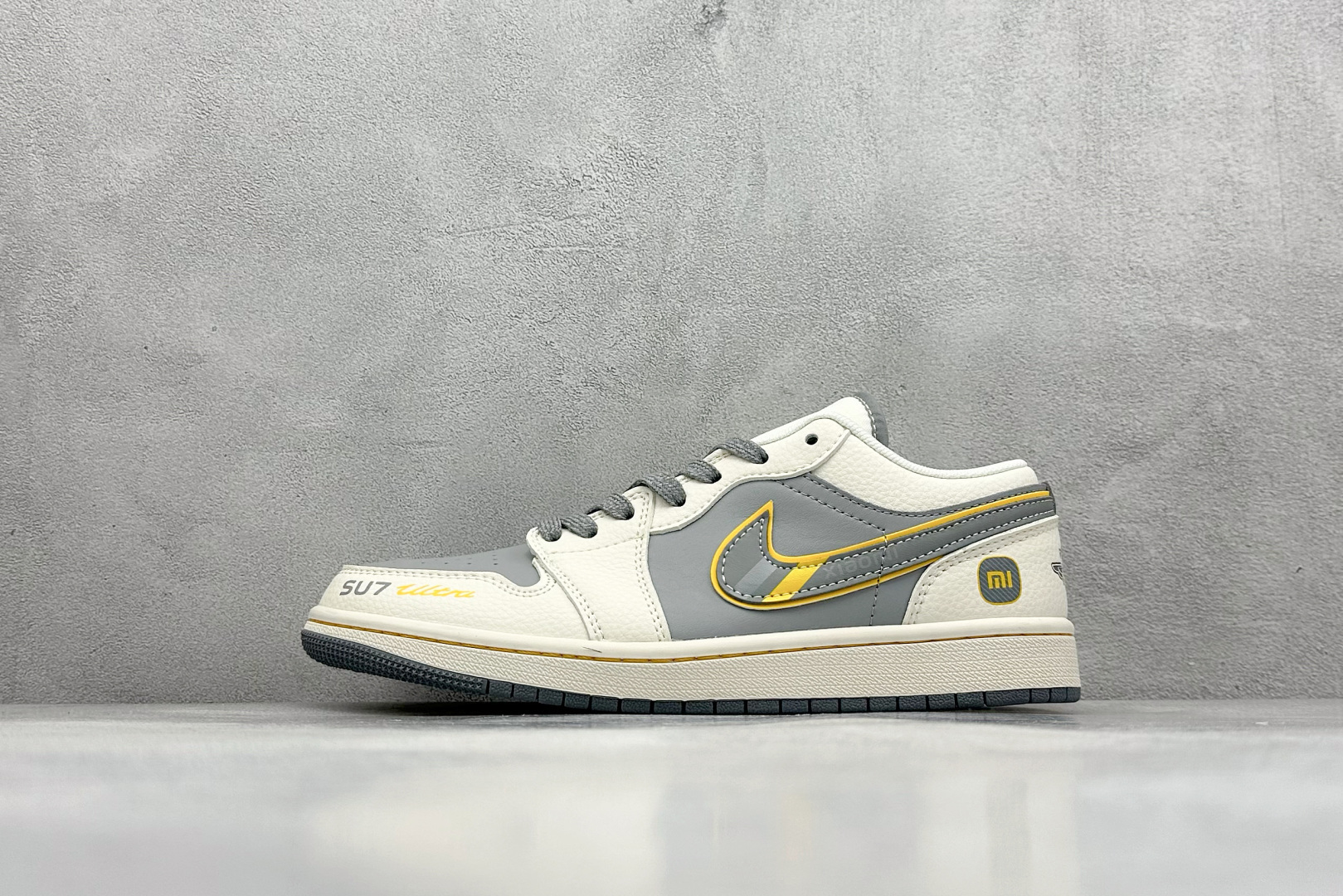 XC版Air Jordan 1 Low AJ1 乔1 小米联名 寒武岩灰 高端定制 低帮复古篮球鞋  #定制鞋盒 大厂纯原品质出货 超高清洁度 皮料切割干净无任何毛边 细节完美   货号：XX3168-199 尺码：36 36.5 37.5 38 36.5 39 40 40.5 41 42 42.5 43 44 44.5 45-选品中心