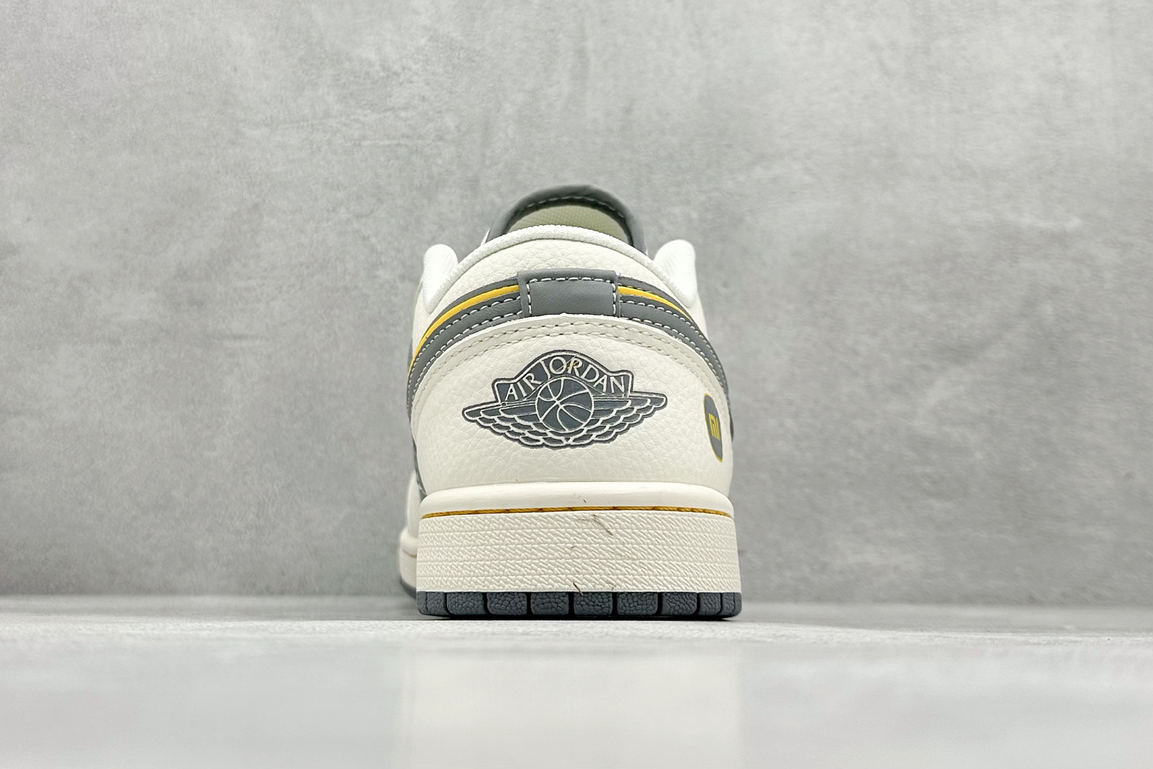 图片[6]-XC版Air Jordan 1 Low AJ1 乔1 小米联名 寒武岩灰 高端定制 低帮复古篮球鞋  #定制鞋盒 大厂纯原品质出货 超高清洁度 皮料切割干净无任何毛边 细节完美   货号：XX3168-199 尺码：36 36.5 37.5 38 36.5 39 40 40.5 41 42 42.5 43 44 44.5 45-选品中心