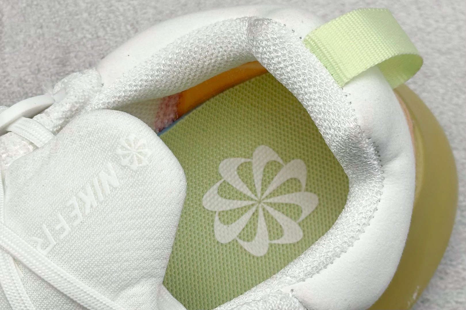 图片[8]-CH版Nk Free RN NEXT NATURE 耐克赤足超轻量跑鞋 #原装透气牛津防水面料 工程纹路赤足体验 透气足弓网眼 货号：CZ1891-100 尺码：36-45-选品中心