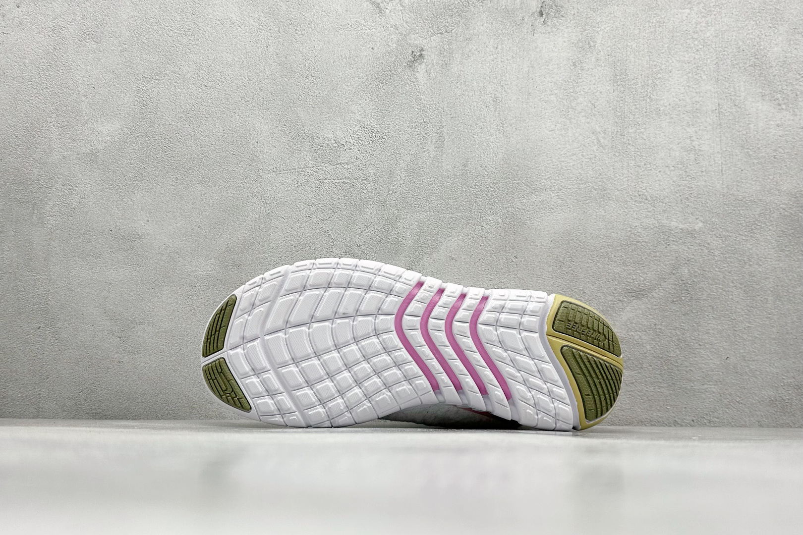 图片[4]-CH版Nk Free RN NEXT NATURE 耐克赤足超轻量跑鞋 #原装透气牛津防水面料 工程纹路赤足体验 透气足弓网眼 货号：CZ1891-100 尺码：36-45-选品中心