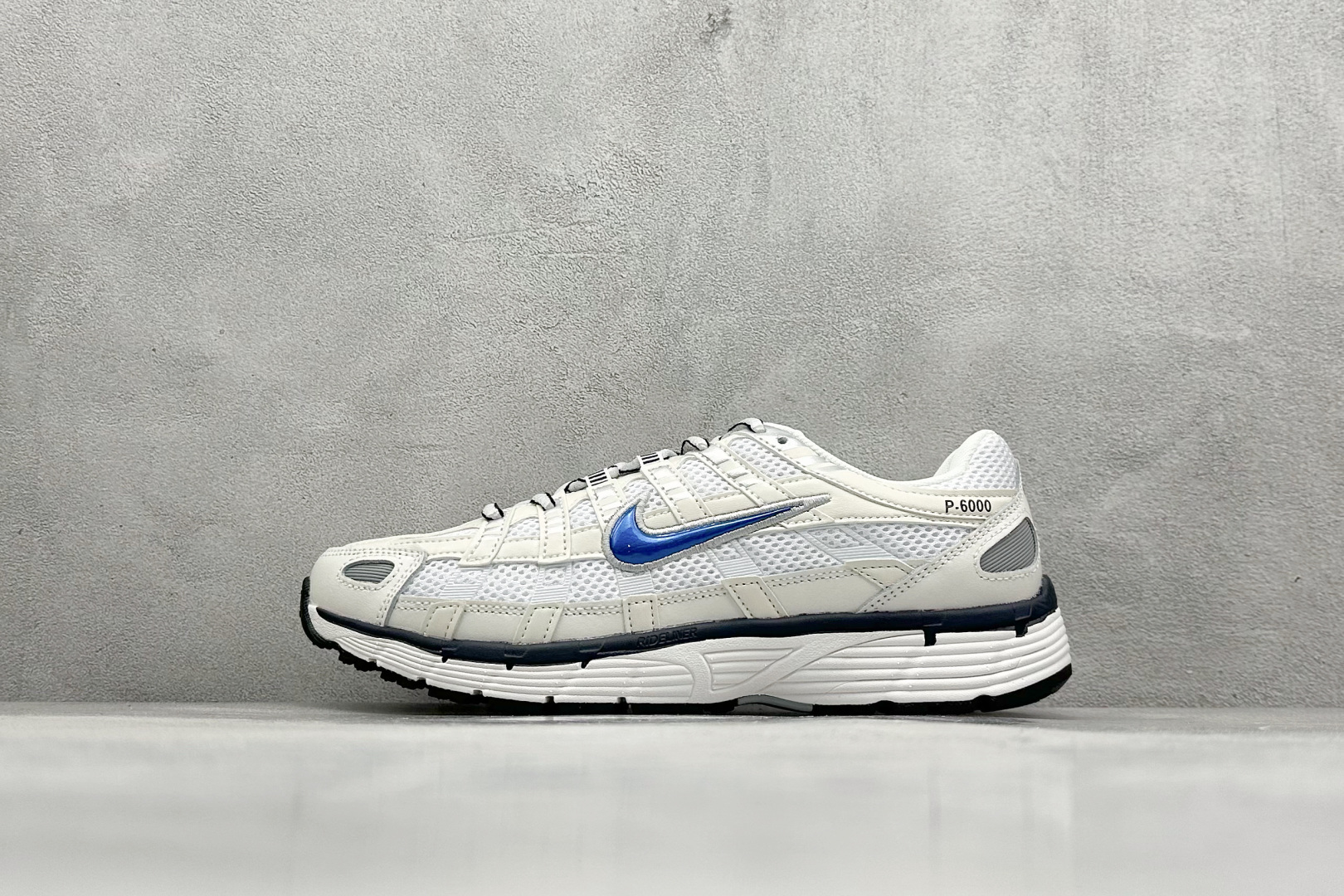 CH版Nk P-6000 复古休闲运动老爹鞋 #层次鲜明线条设计 摆脱厚重外形 超轻鞋身 细节随意对比 货号：CD6404-018 尺码：36-45-选品中心