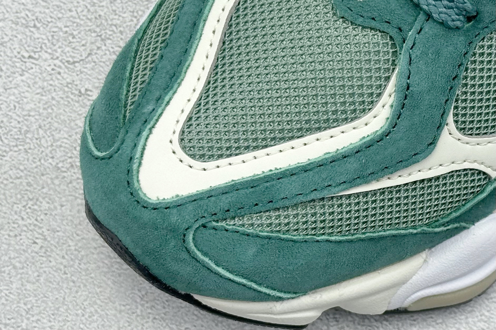 220 Joe Freshgoods x New Balance NB9060 联名款 复古休闲运动慢跑鞋 U9060EEK