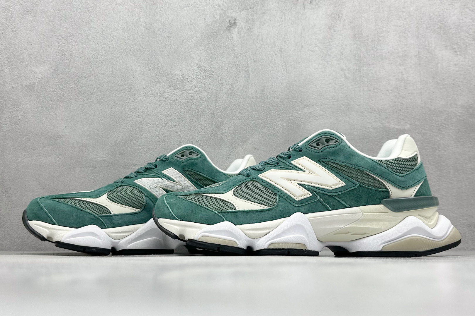 220 Joe Freshgoods x New Balance NB9060 联名款 复古休闲运动慢跑鞋 U9060EEK