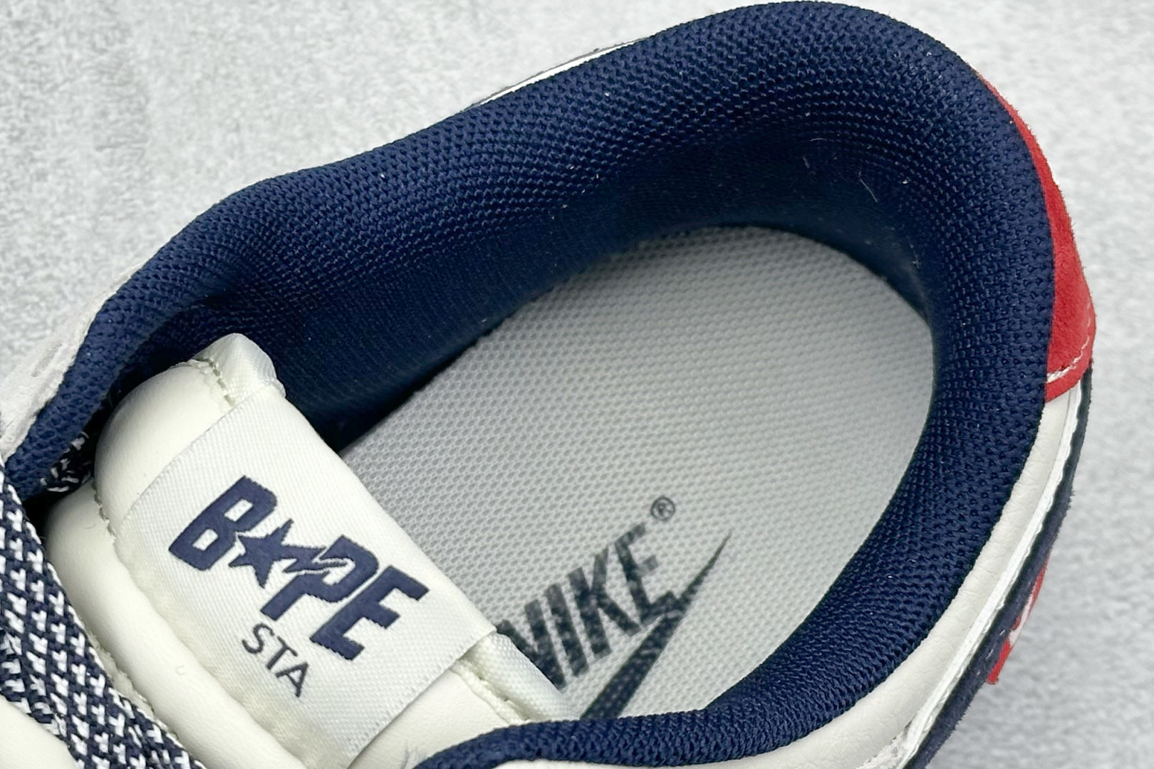 200 Nike SB Dunk Low Bape联名 猪八蓝白双勾 周年高端定制 低帮休闲板鞋 SJ2558-018