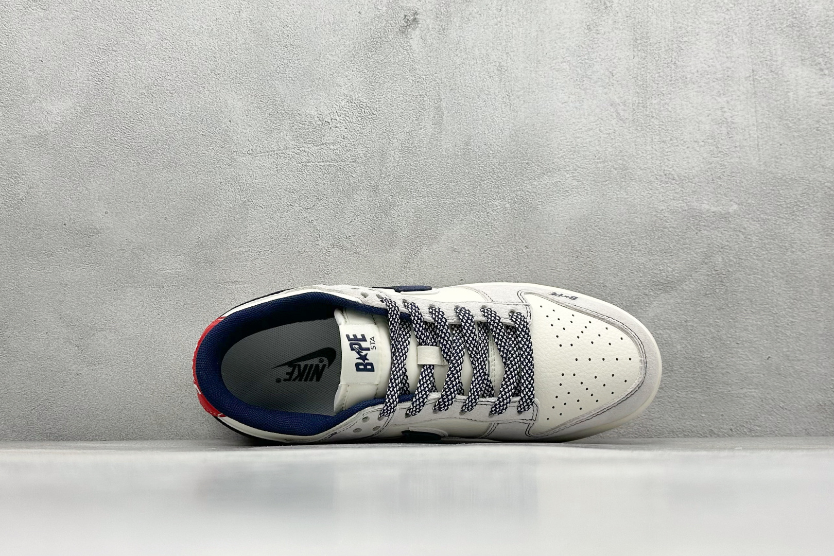 200 Nike SB Dunk Low Bape联名 猪八蓝白双勾 周年高端定制 低帮休闲板鞋 SJ2558-018