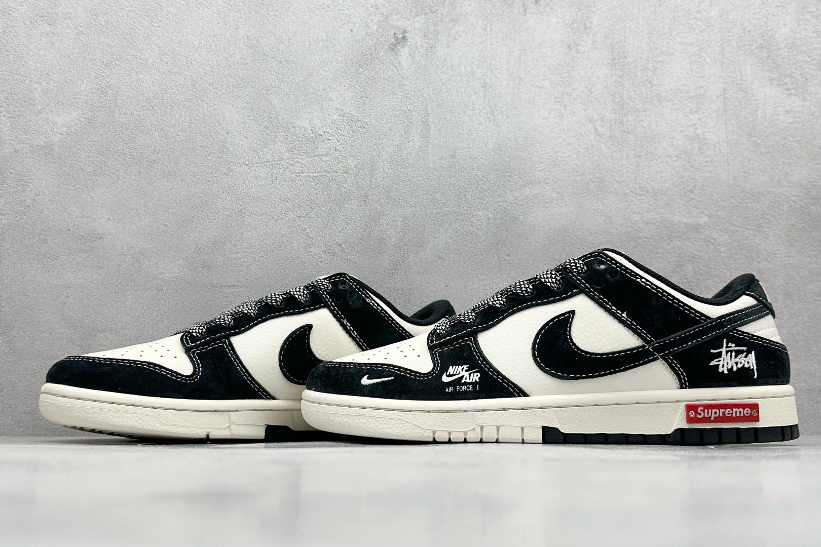 200 Nike SB Dunk Low 斯图西联名 SJ2068-300-Chinese UA Cheap High Quatity Brand Clothes Bags handbags Sneakers wholesale wholesaler seller from China Factory suppliers Fashion Clothing Shoes best Quality Beautiful Price 200 Nike SB Dunk Low 斯图西联名 SJ2068-300