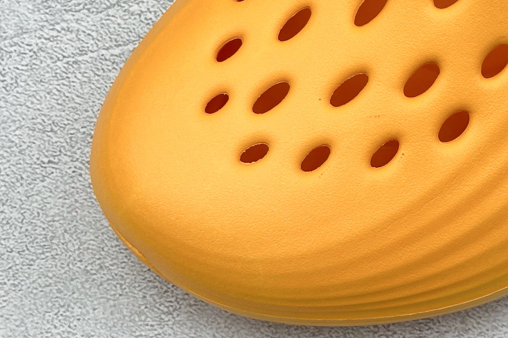 图片[7]-Nike ReactX Rejuven8 一脚蹬夏日穿搭凉鞋  #采用质感柔软且出众回弹的 ReactX泡绵，缔造非凡舒适的日常穿着体验，助你保持活力。  货号：HV5060-810 尺码：36-45-选品中心