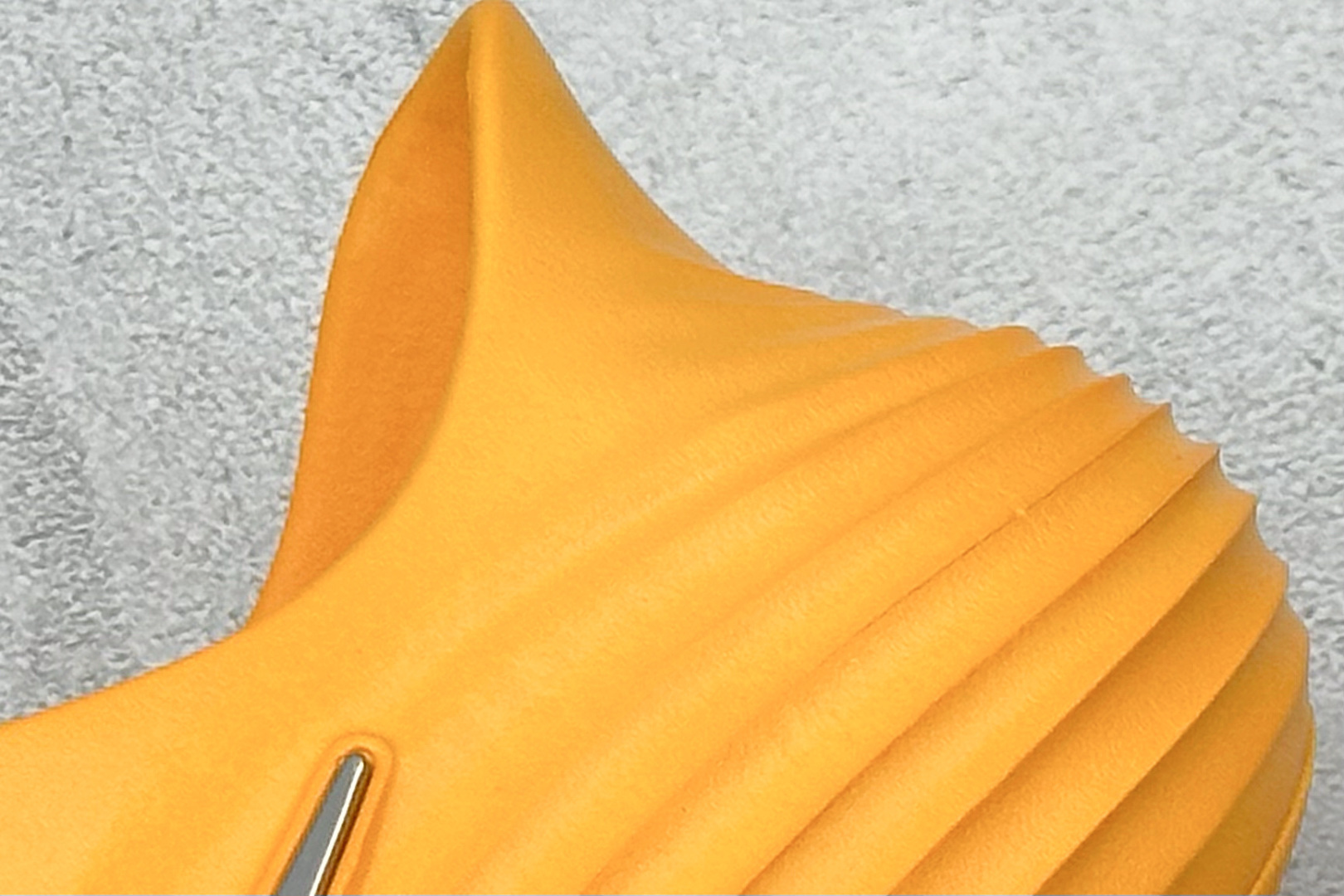 图片[9]-Nike ReactX Rejuven8 一脚蹬夏日穿搭凉鞋  #采用质感柔软且出众回弹的 ReactX泡绵，缔造非凡舒适的日常穿着体验，助你保持活力。  货号：HV5060-810 尺码：36-45-选品中心