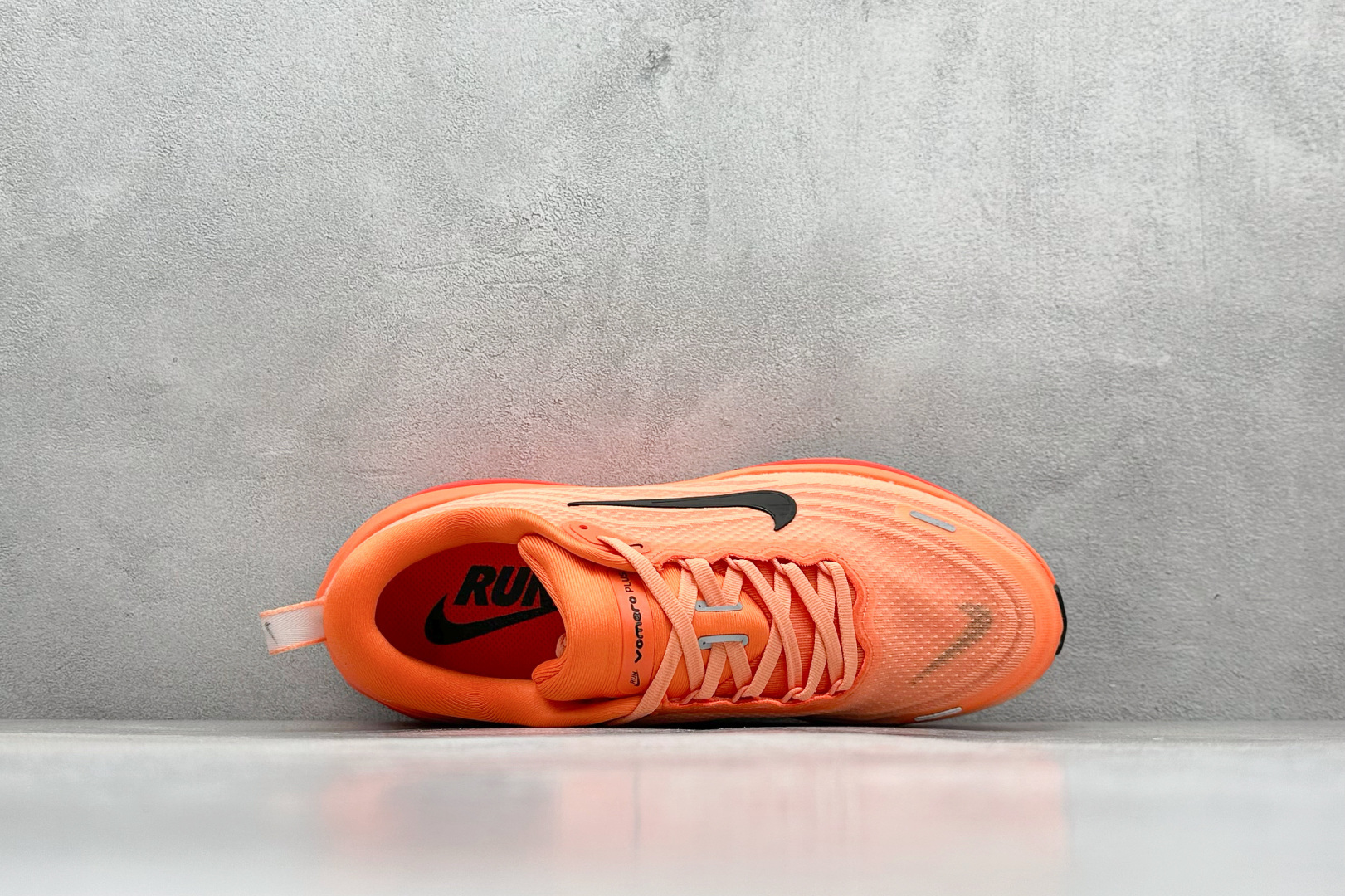 图片[3]-Nike VOMERO PLUS 轻盈跑鞋 公司级版本 舒适百搭防滑耐磨 低帮 休闲跑步鞋 货号：HV8150-801 尺码：40-45-选品中心