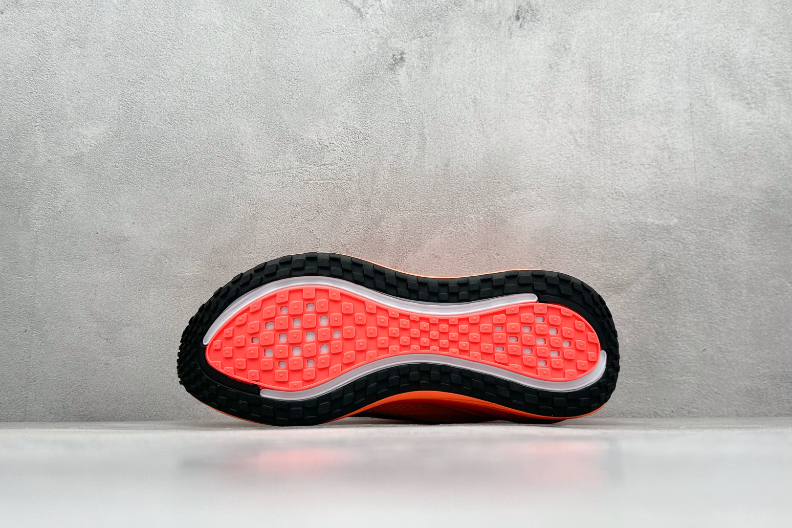 图片[4]-Nike VOMERO PLUS 轻盈跑鞋 公司级版本 舒适百搭防滑耐磨 低帮 休闲跑步鞋 货号：HV8150-801 尺码：40-45-选品中心