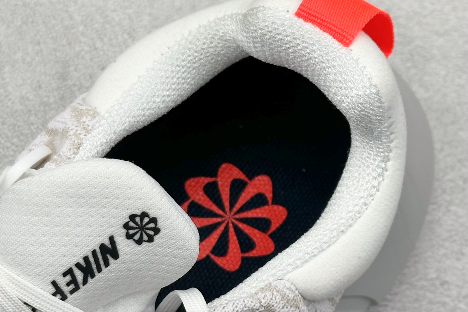 图片[8]-CH版Nk Free RN NEXT NATURE 耐克赤足超轻量跑鞋 #原装透气牛津防水面料 工程纹路赤足体验 透气足弓网眼 货号：CZ1884-103 尺码：36-45-选品中心