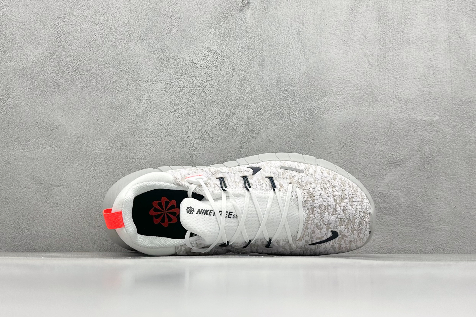 图片[3]-CH版Nk Free RN NEXT NATURE 耐克赤足超轻量跑鞋 #原装透气牛津防水面料 工程纹路赤足体验 透气足弓网眼 货号：CZ1884-103 尺码：36-45-选品中心