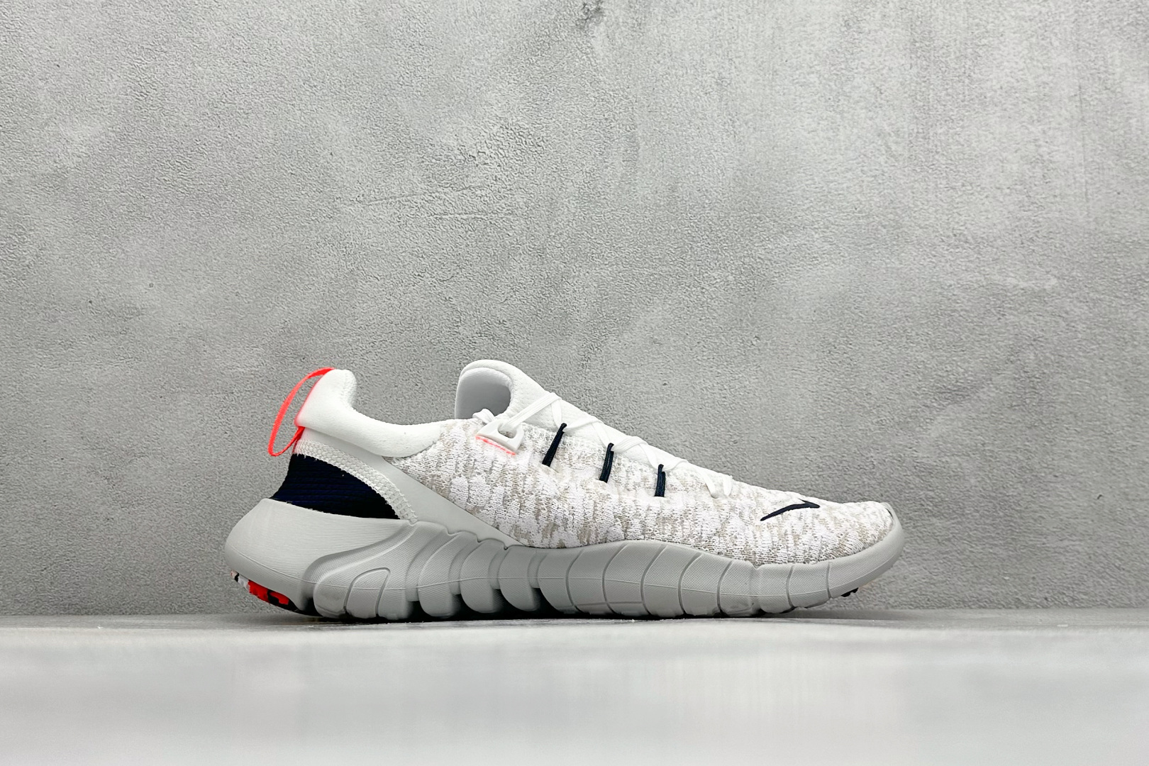 图片[2]-CH版Nk Free RN NEXT NATURE 耐克赤足超轻量跑鞋 #原装透气牛津防水面料 工程纹路赤足体验 透气足弓网眼 货号：CZ1884-103 尺码：36-45-选品中心