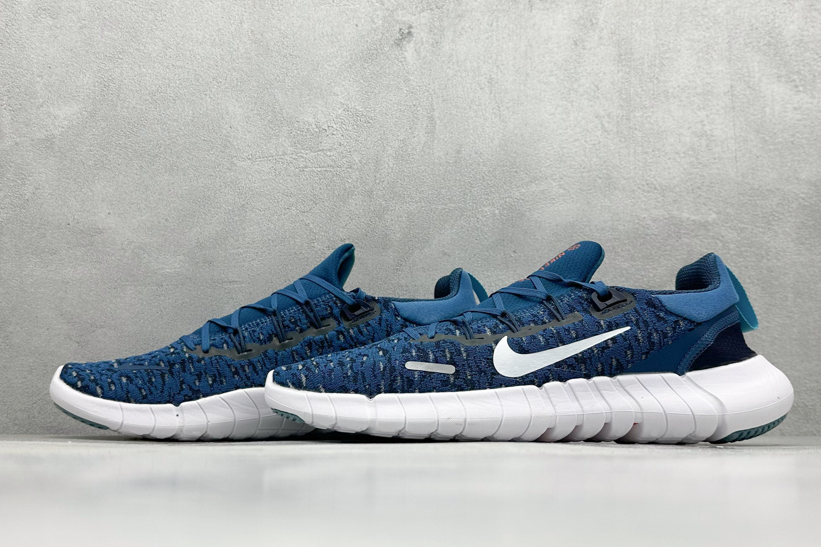 图片[5]-CH版Nk Free RN NEXT NATURE 耐克赤足超轻量跑鞋 #原装透气牛津防水面料 工程纹路赤足体验 透气足弓网眼 货号：CZ1884-402 尺码：36-45-选品中心