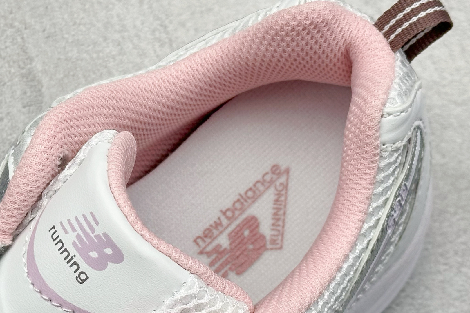 图片[8]-R1长青福利  新百伦New Balance MR530系列 复古老爹风网布跑步休闲运动鞋 采用硬质牛剖革组合透气网眼布鞋面材质 独立3层组合大底私模 正确独立中底嵌入ABZORB缓震材质 货好：GR530GK-选品中心