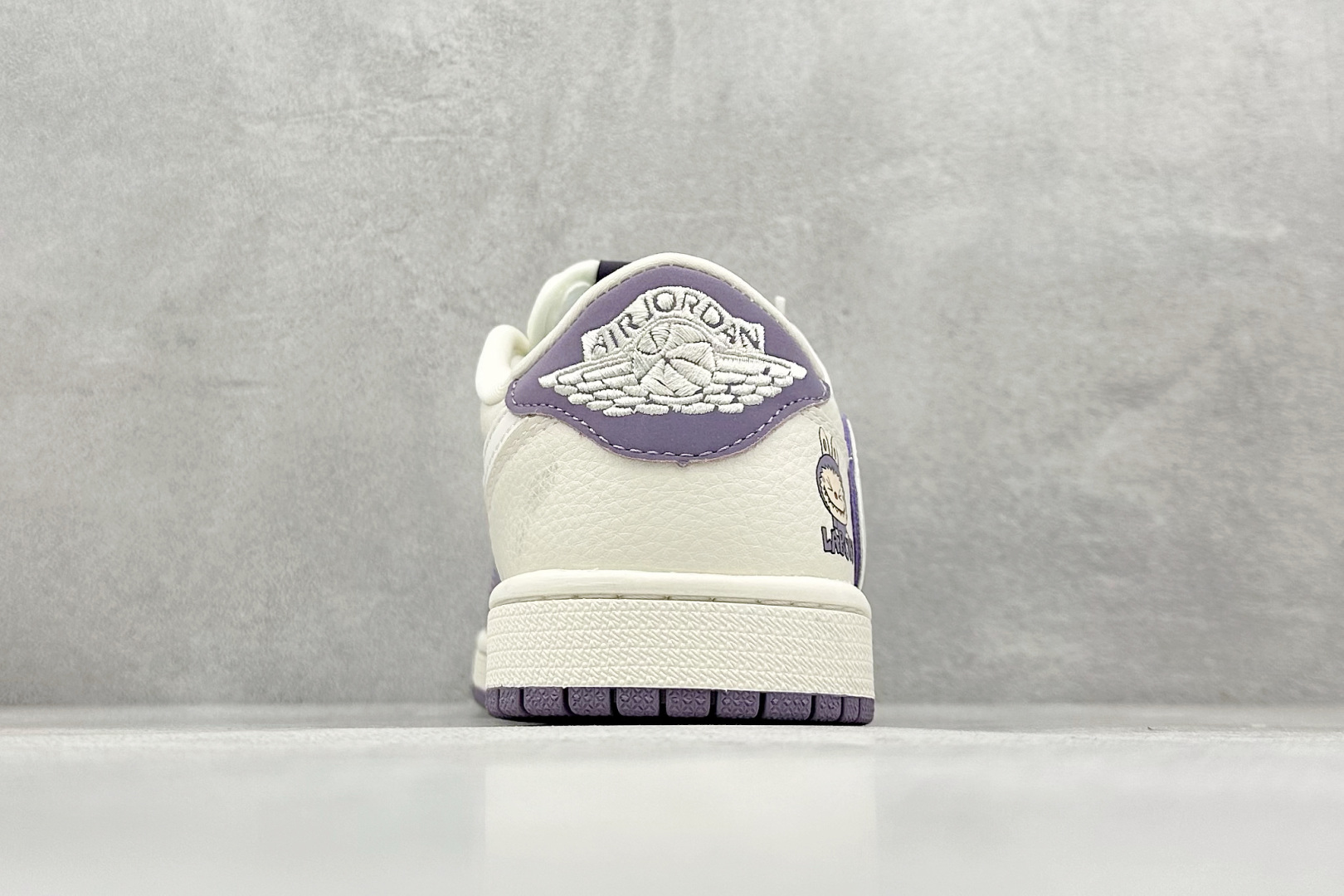 260 Travis Scott x Nike Air Jordan 1 Low x 拉布布涂鸦 Air Jordan 1 Low 反转紫白拉布布涂鸦倒钩 XB1979-010