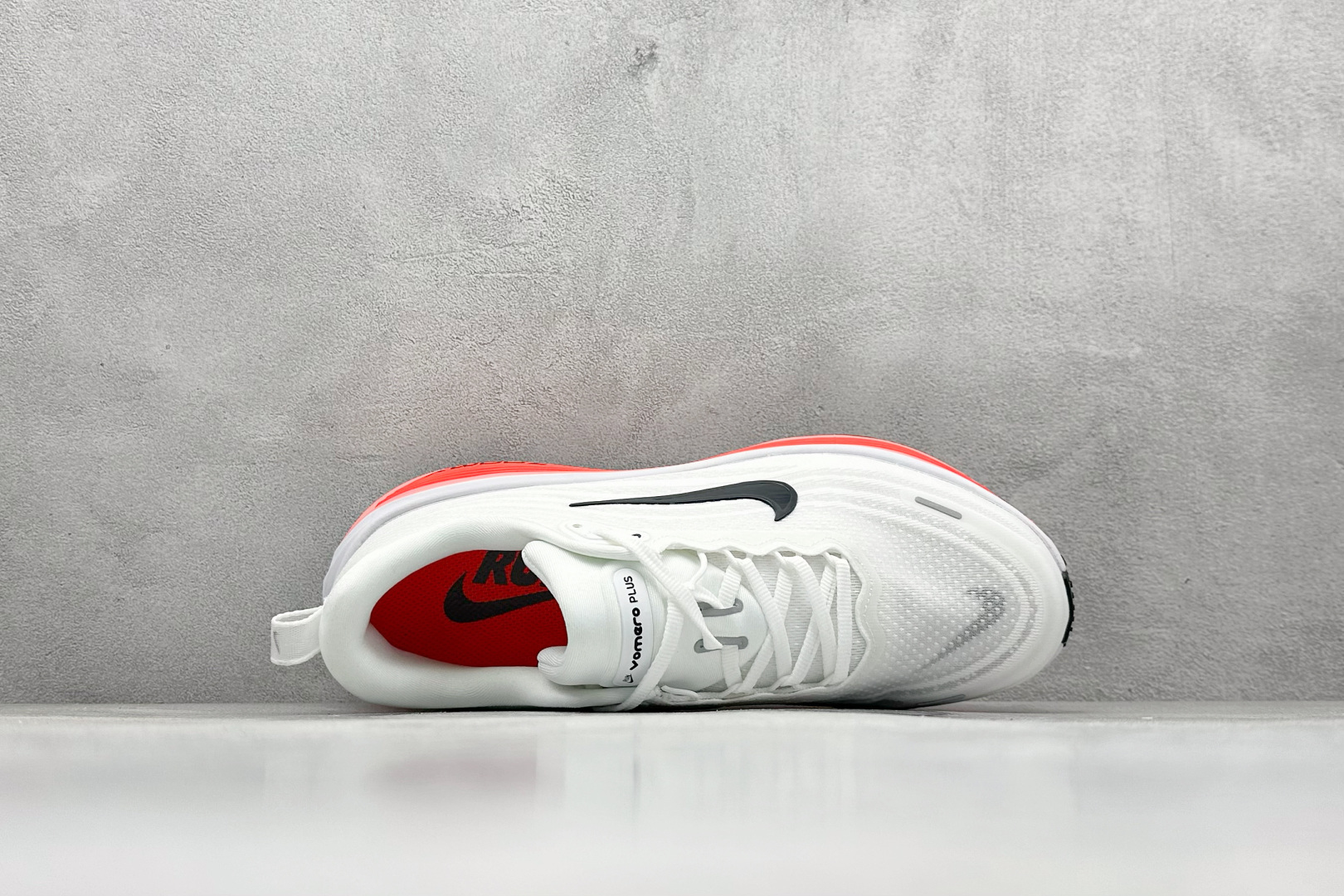 图片[3]-Nike VOMERO PLUS 轻盈跑鞋 公司级版本 舒适百搭防滑耐磨 低帮 休闲跑步鞋 货号：HV8150-100 尺码：36-45-选品中心