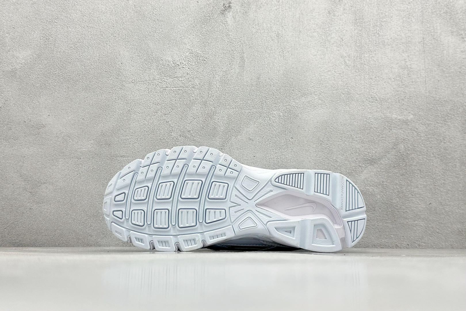 图片[4]-Nike Initiator Running 耐克INS 超火复古老爹跑鞋 独家私模 原鞋 真标 原盒打造 货号： IB4339-023 尺码：36-41-选品中心